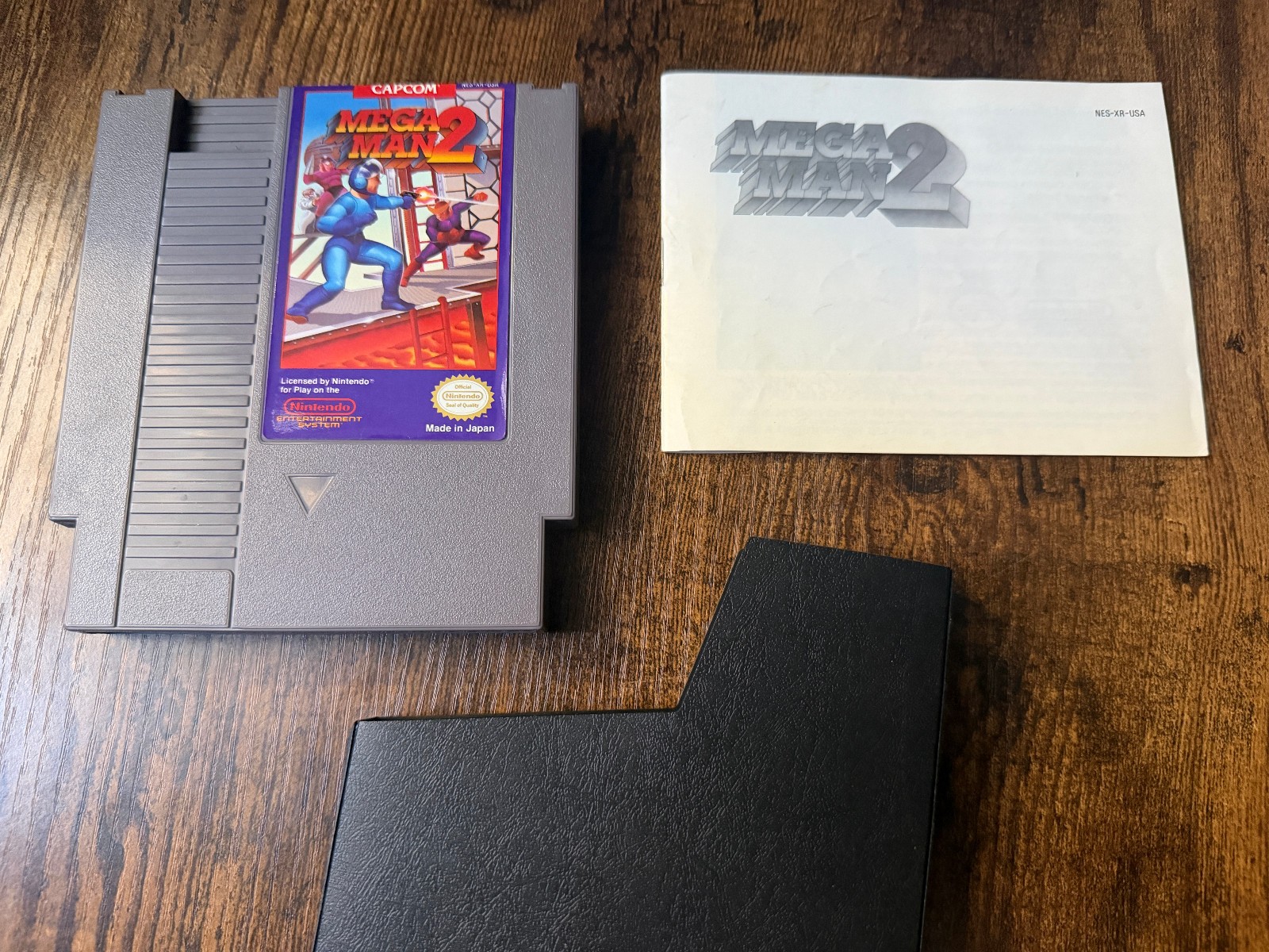 original Mega Man 2 complete in box nintendo nes megaman ii game