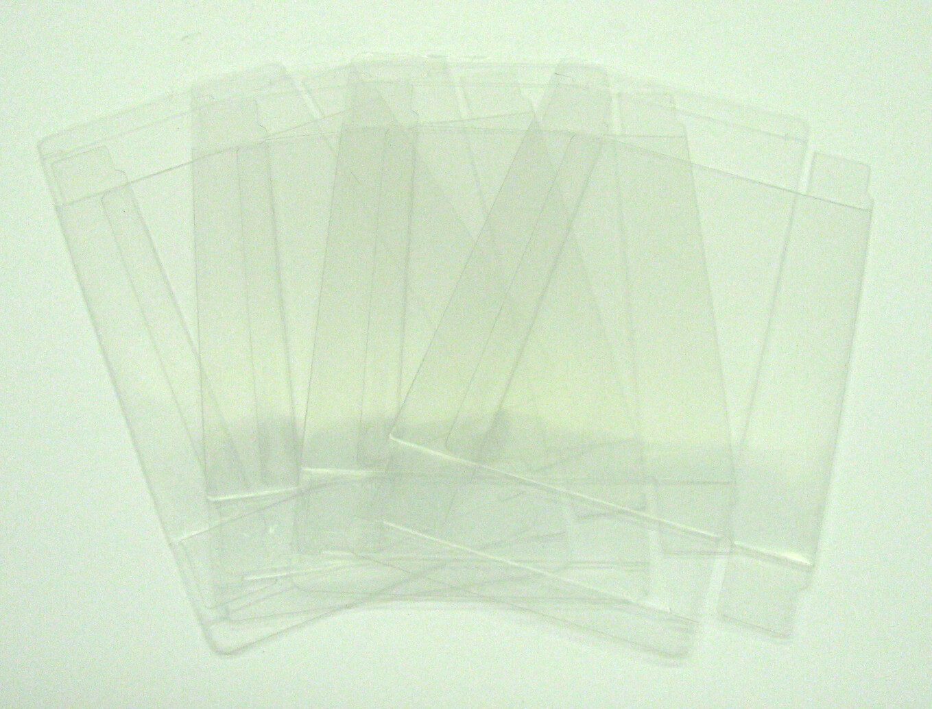 10X NINTENDO FAMICOM MEDIUM CIB GAME – CLEAR PLASTIC PROTECTIVE BOX – READ!