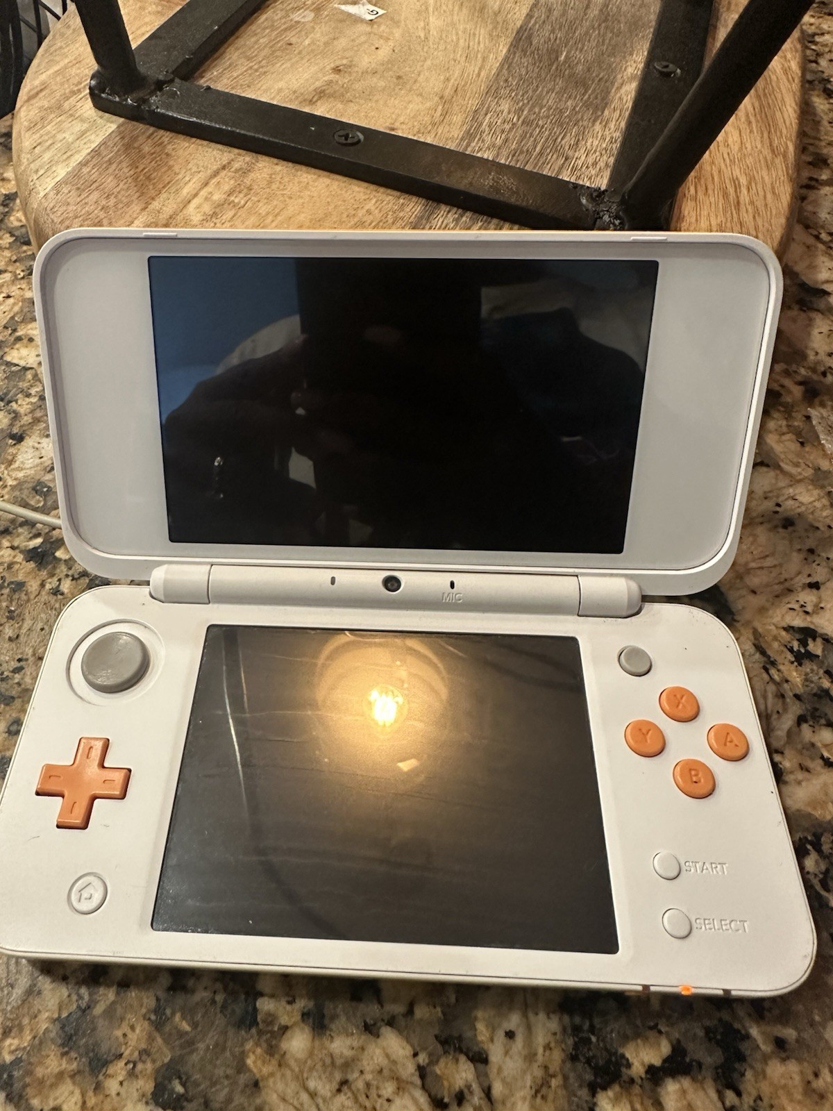 Nintendo 2DS XL Console White & Orange w/ Games (USA Seller) Tested
