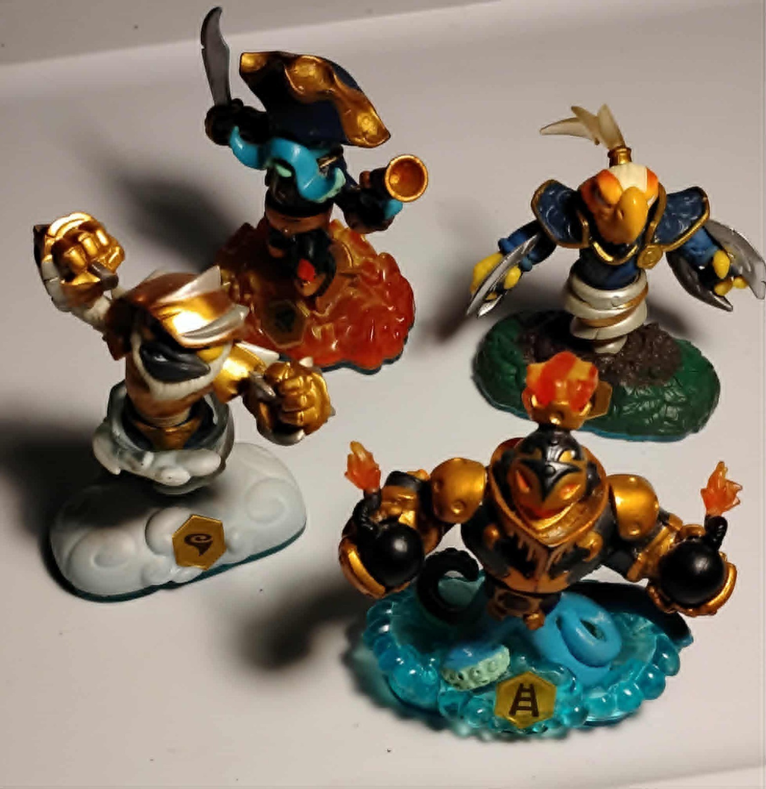 Set of 4 SKYLANDERS SWAPPERS Swap Force blue bottoms GRILLA DRILLA *SWAPPERS*