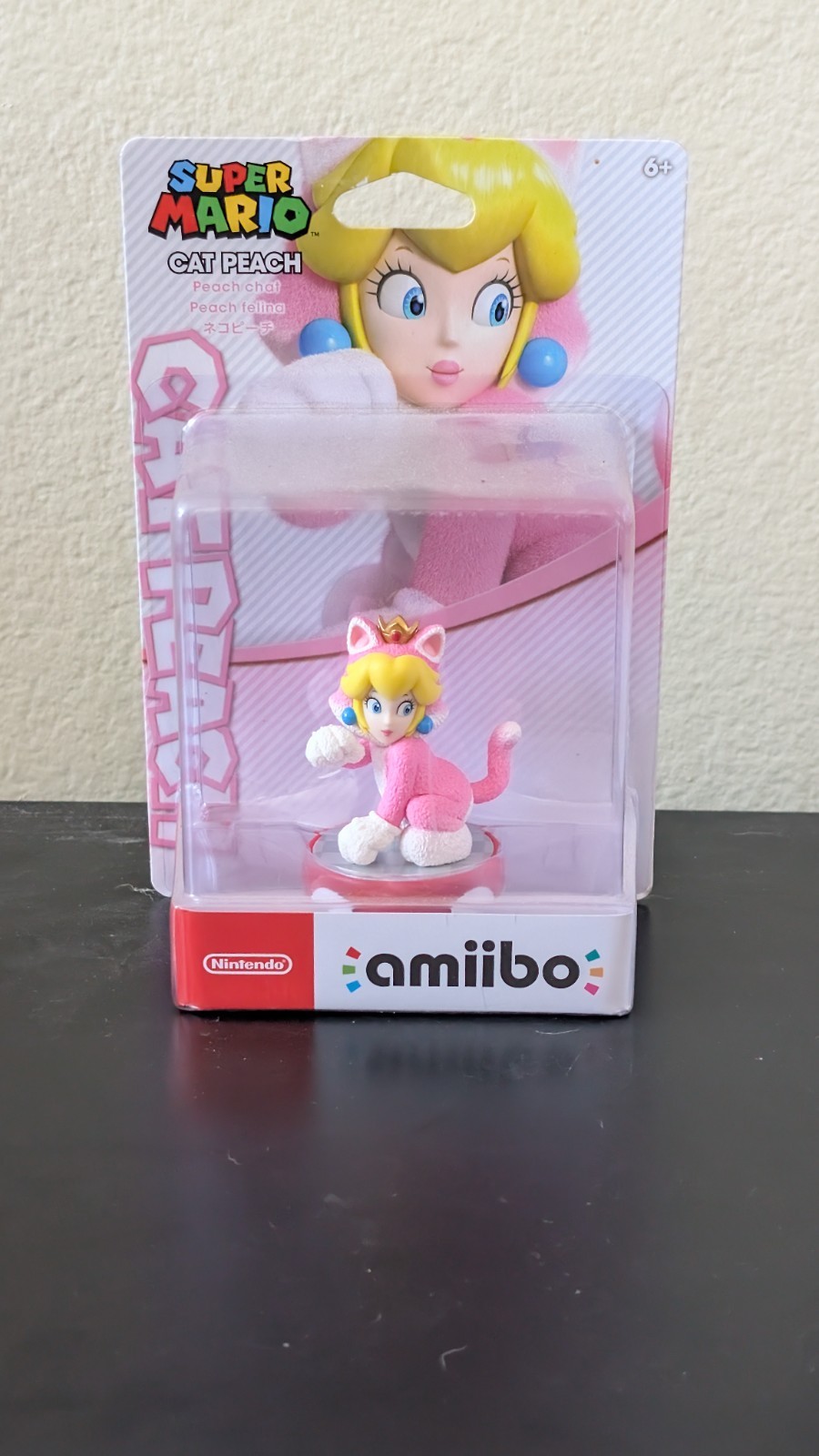 Super Mario Series amiibo (Loose) + Cat Mario and Cat Peach (boxed)