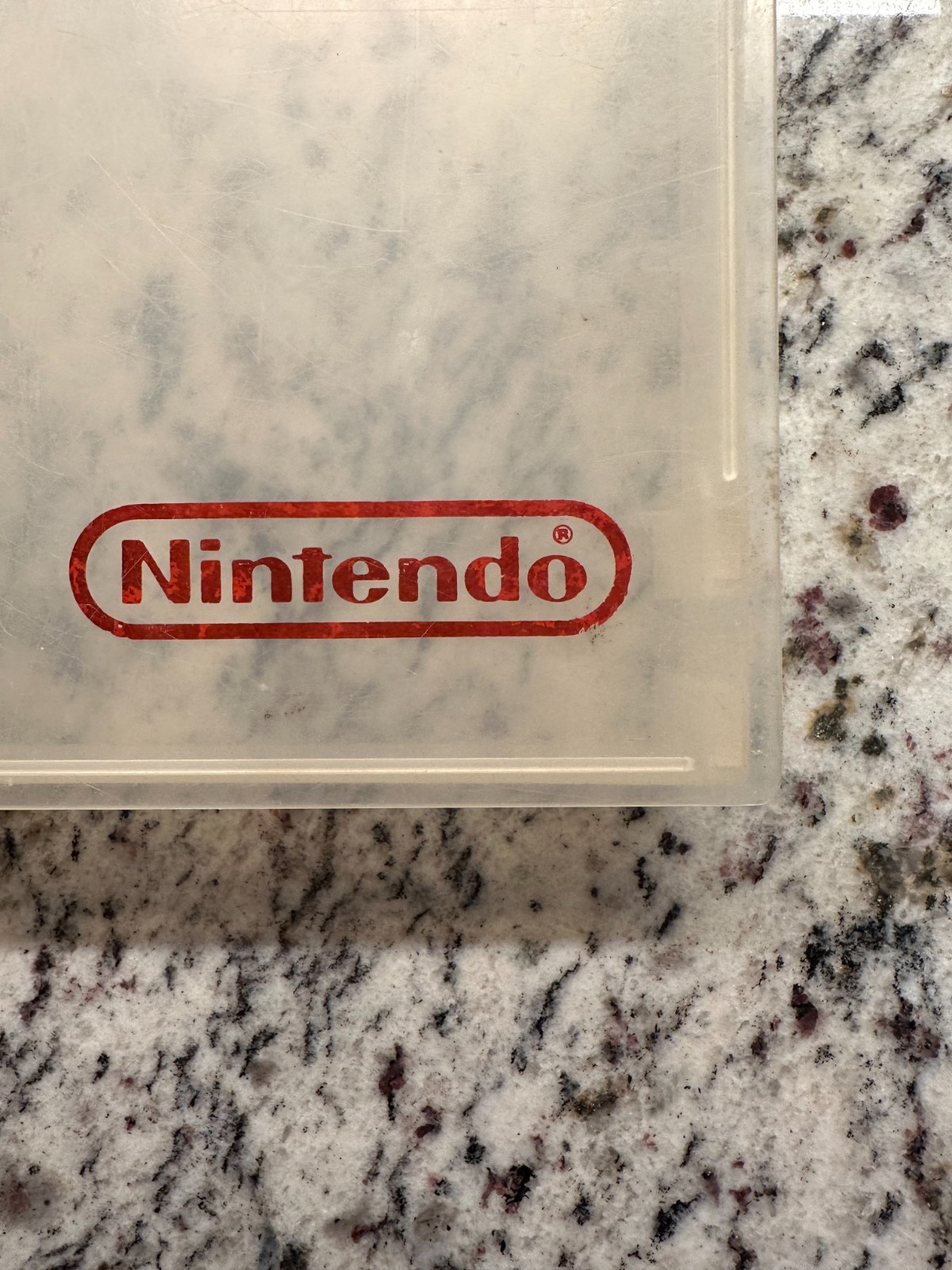 NES Nintendo Branded White Clamshell Rigid Plastic Game Case