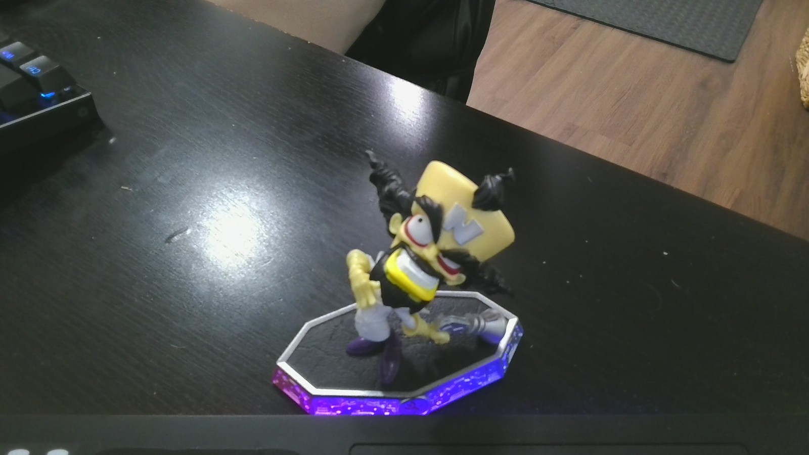 Dr. Neo Cortex Sensei Skylander