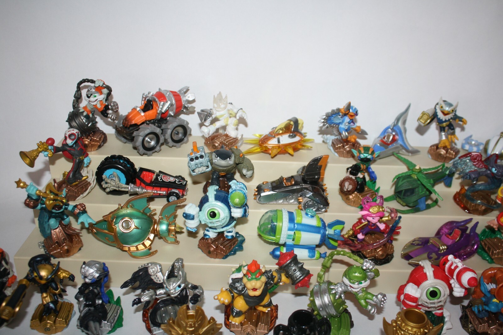 Skylanders Superchargers Figures Buy 4 Get 1 Free Finish Your Set Free Shipping
