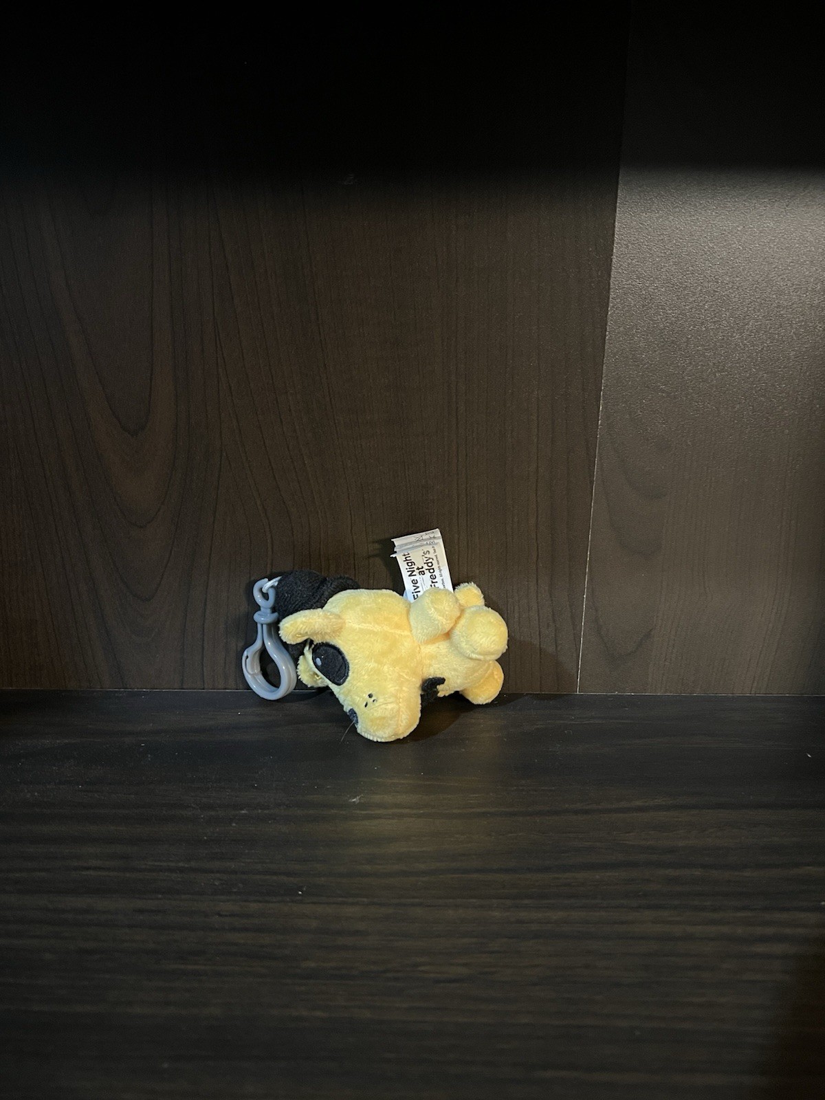 Five Nights At Freddy’s Fnaf Golden Freddy Keychain Mystery Clip Hanger Keychain
