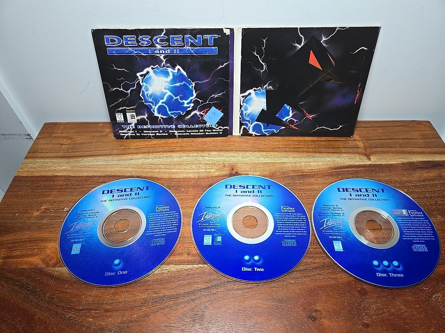 Descent I and II: The Definitive Collection PC CD-ROM wDisc Demo Descents 3