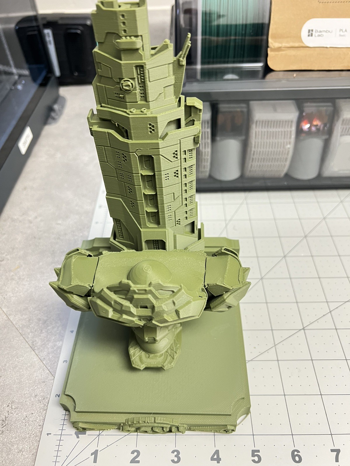 Halo Master Chief UNSC Pillar Of Autumn Like Wall Shelf Collectible New