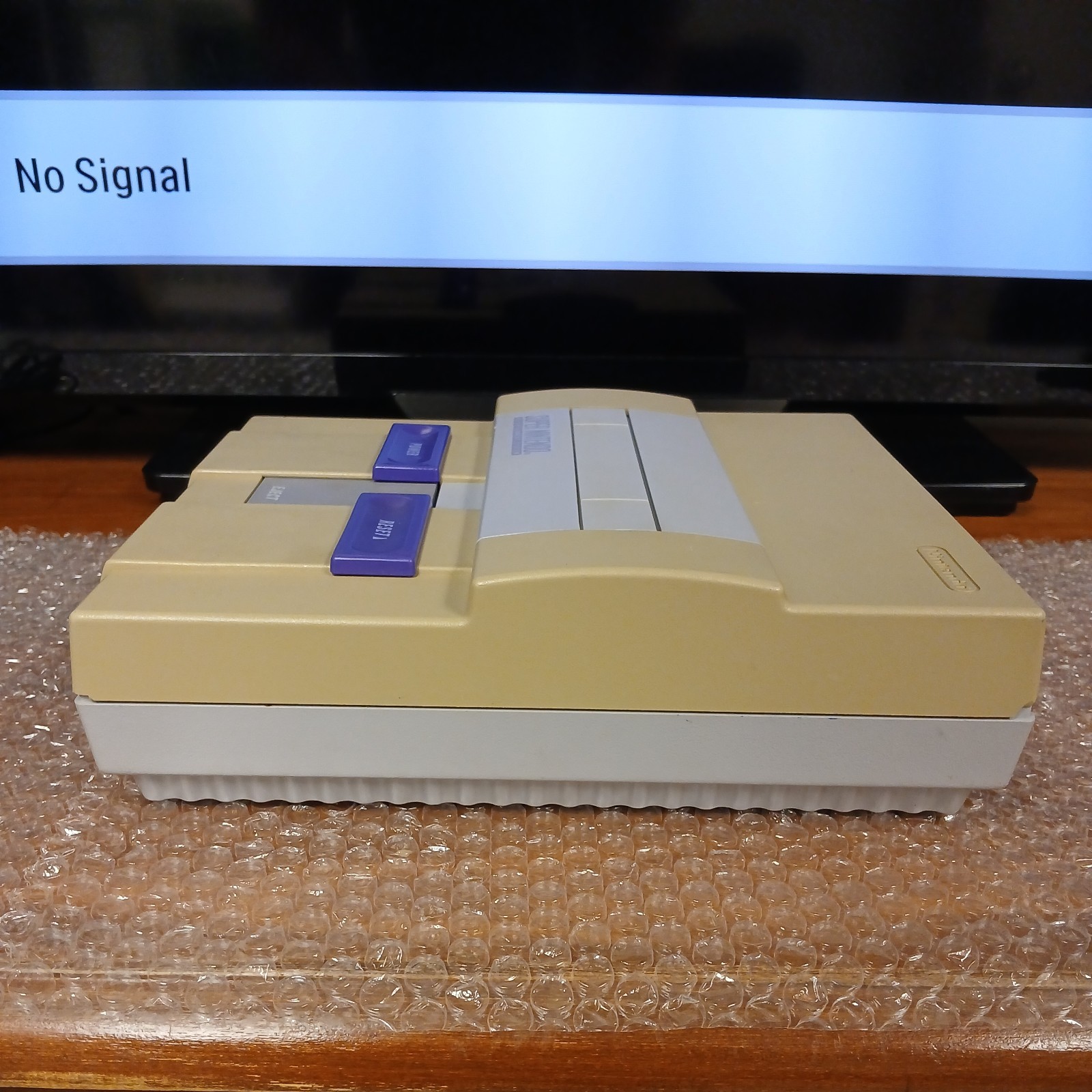 Super Nintendo SNES Console w/ Controller, AV, power supply Tested & working