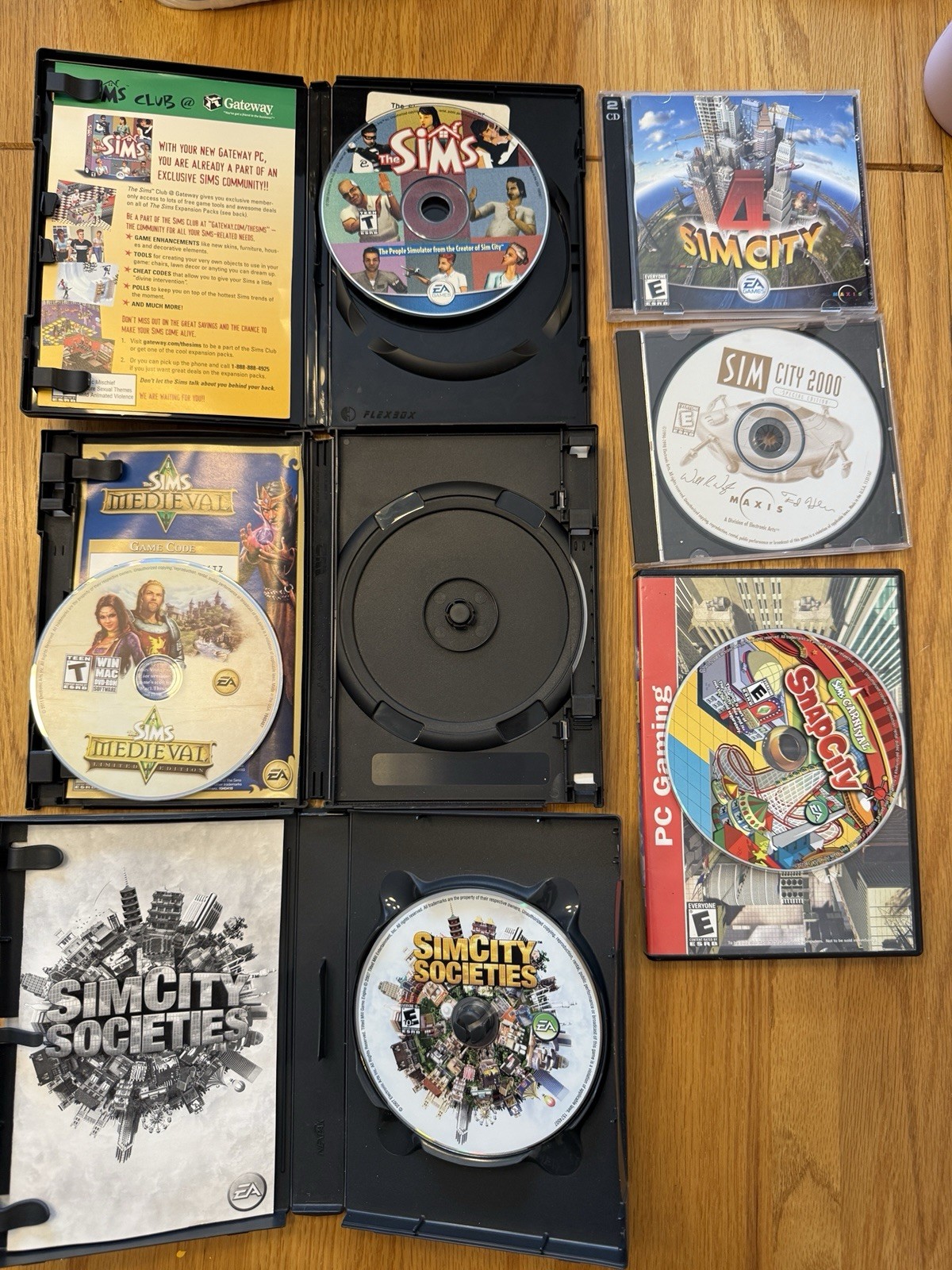 Lot 7 Games SimCity 2000 3000 The Sims Medieval Sim City 4 Societies PC
