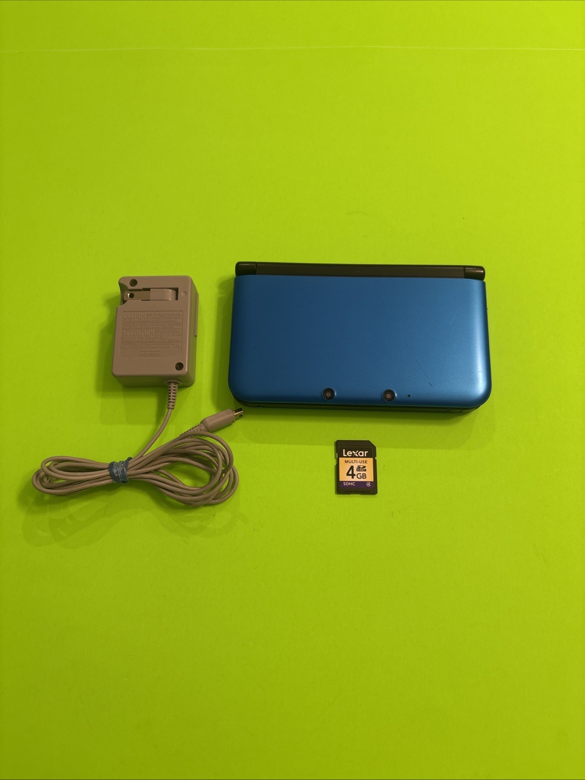 Official Nintendo 3DS XL Blue Tested Working Crack in D-Pad OEM Charger