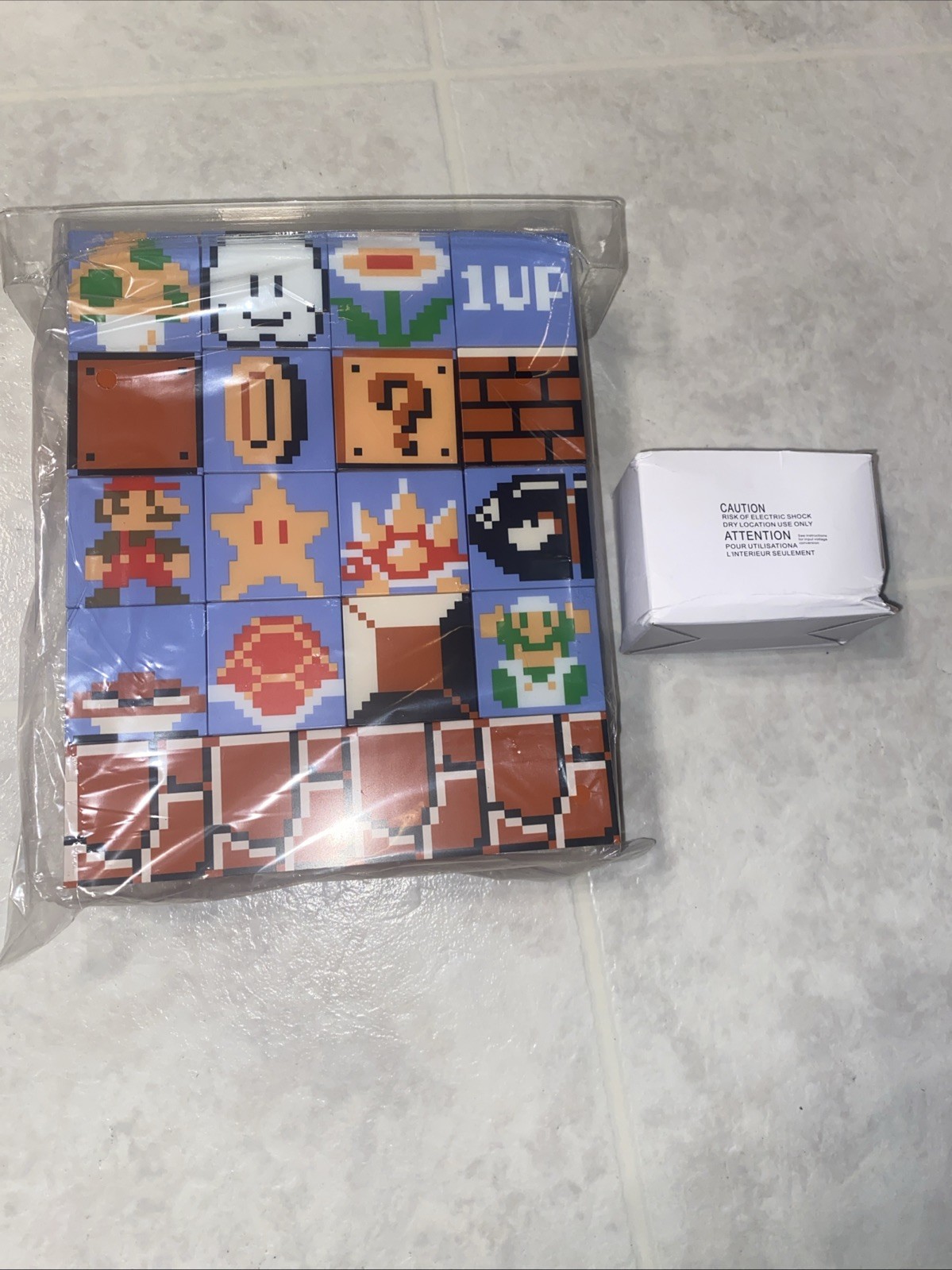 PALA DONE Super Mario Bros Build a Level Light 16 light blocks included 21 icons