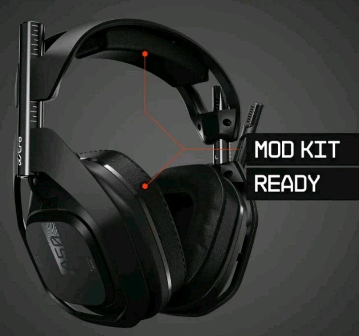 Logitech Astro A50 LIGHTSPEED Wireless Gaming Headset + Base Station Gen 4