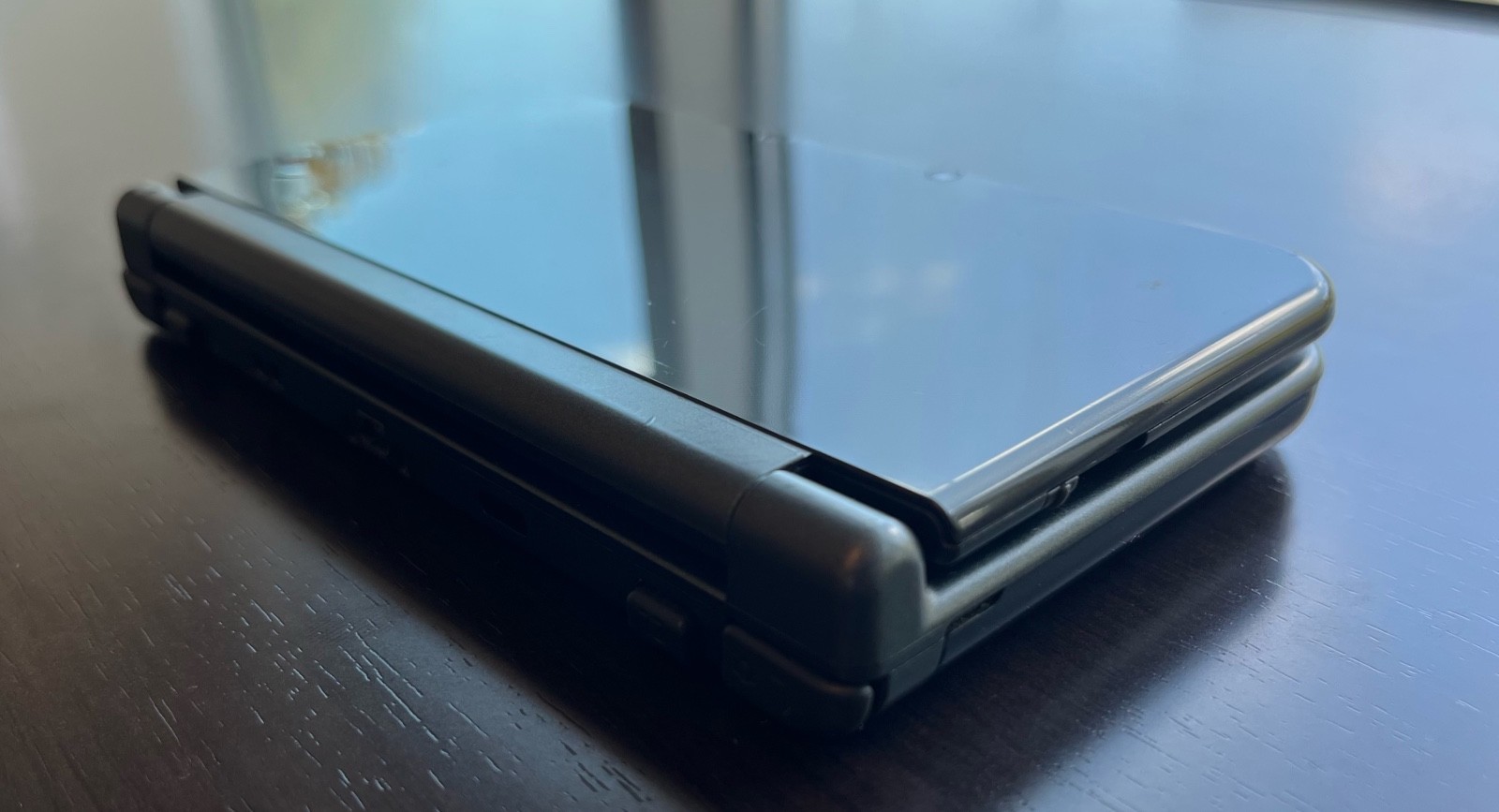 Nintendo New 3DS XL, includes Zelda Link Between Worlds, Some Flaws Scratches
