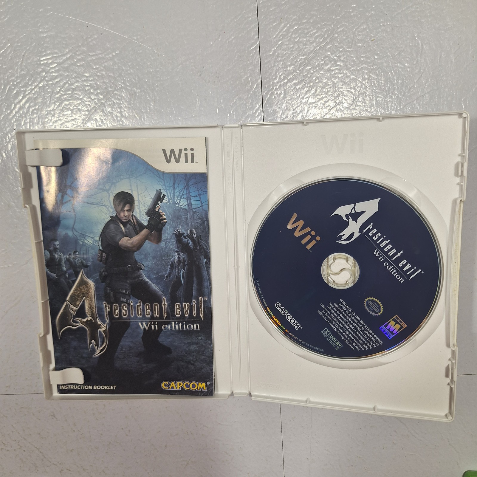 Resident Evil 4 Wii Edition (Nintendo Wii) CIB Complete W/ Manual Tested Working