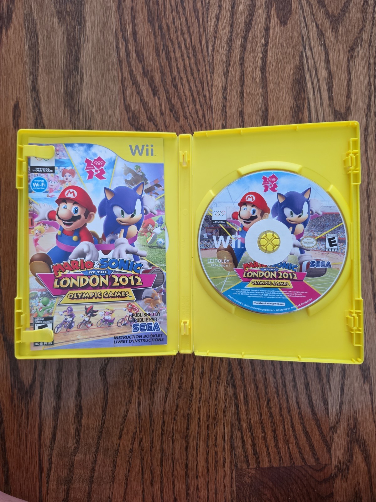 Mario & Sonic at the London 2012 Olympic Games (Nintendo Wii, 2011) CIB COMPLETE