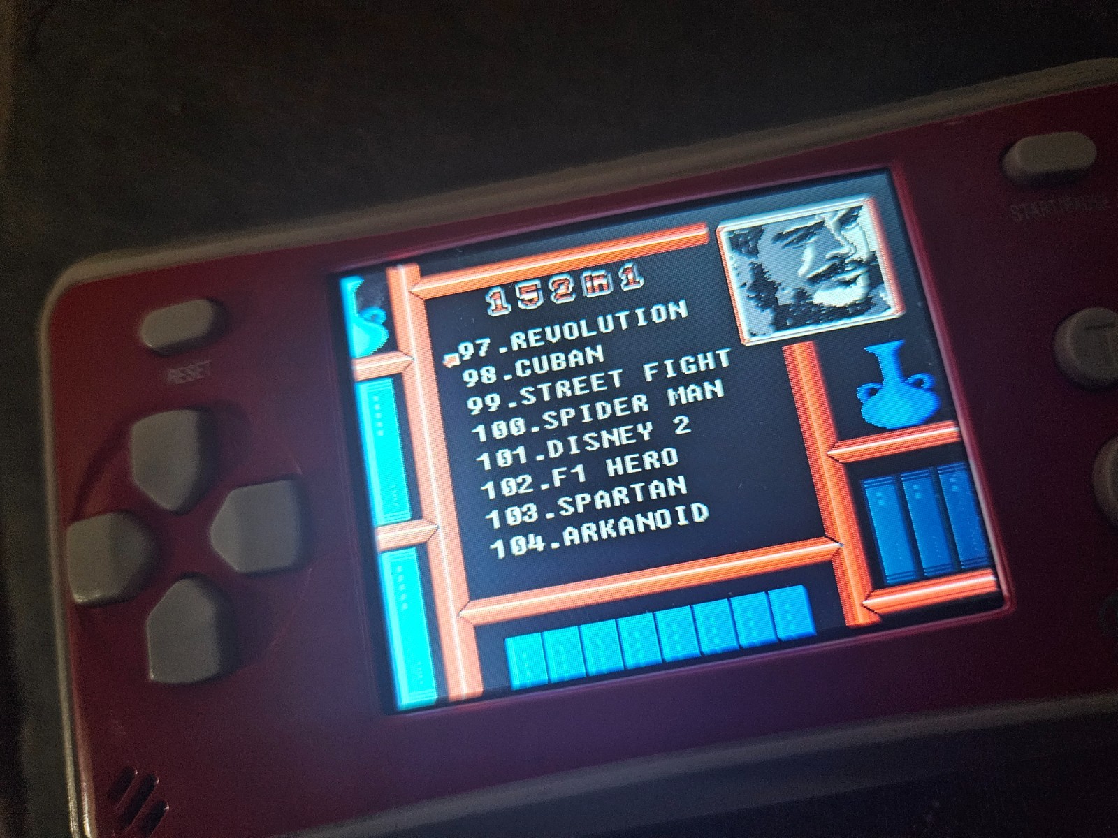 152 in 1 RS-1 – RARE VINTAGE-STYLE HANDHELD VIDEO GAME CONSOLESMB PORTABLE RS-I