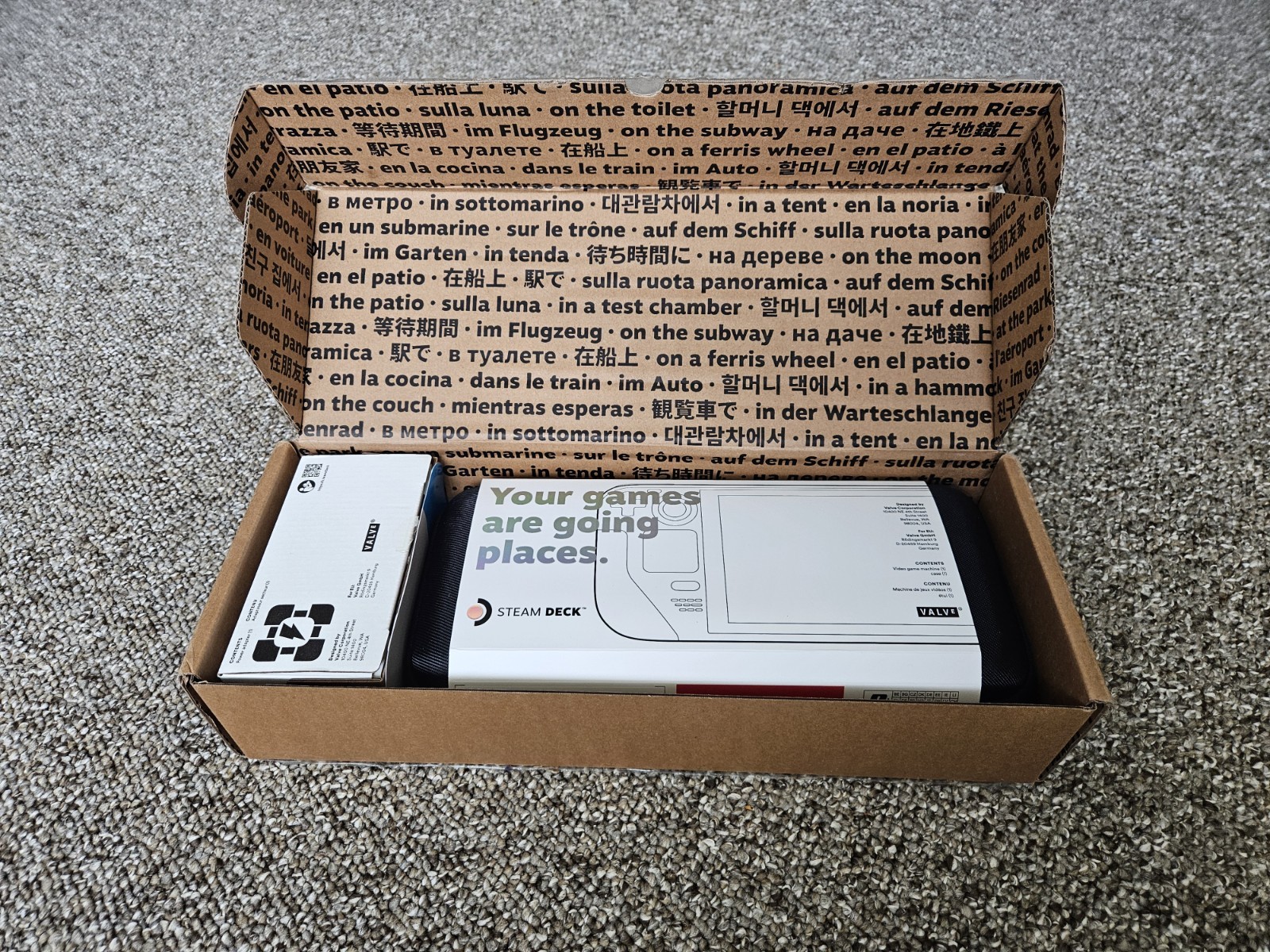 Valve Steam Deck Handheld System Black LCD Wi-Fi USB-C w/ Case Charger & Box