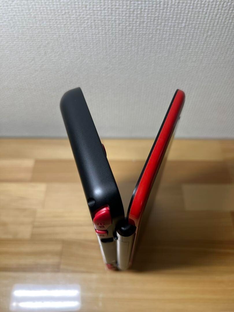New Nintendo 2DS XL LL Mario Kart 7 Red Black Console Stylus Japanese ver