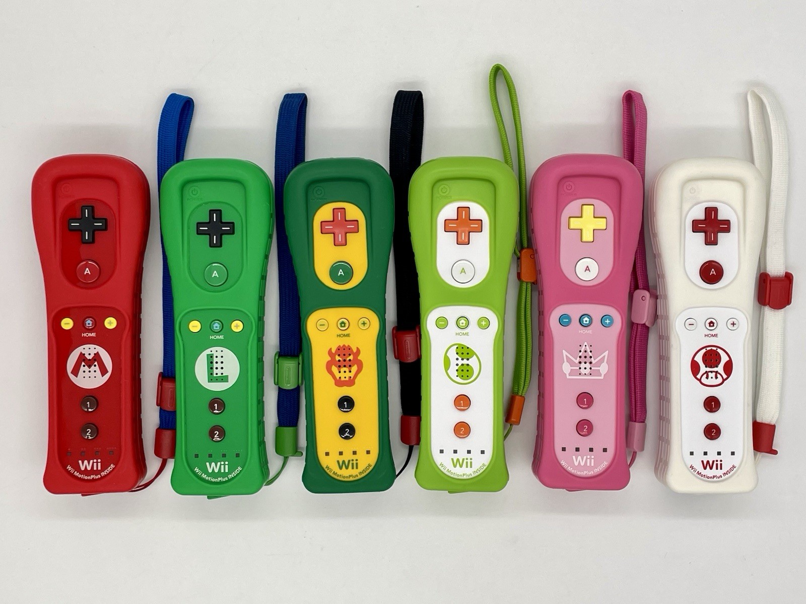 Nintendo Wii Remote Motion Plus Controller Mario Luigi Toad Peach Yossi Bowser