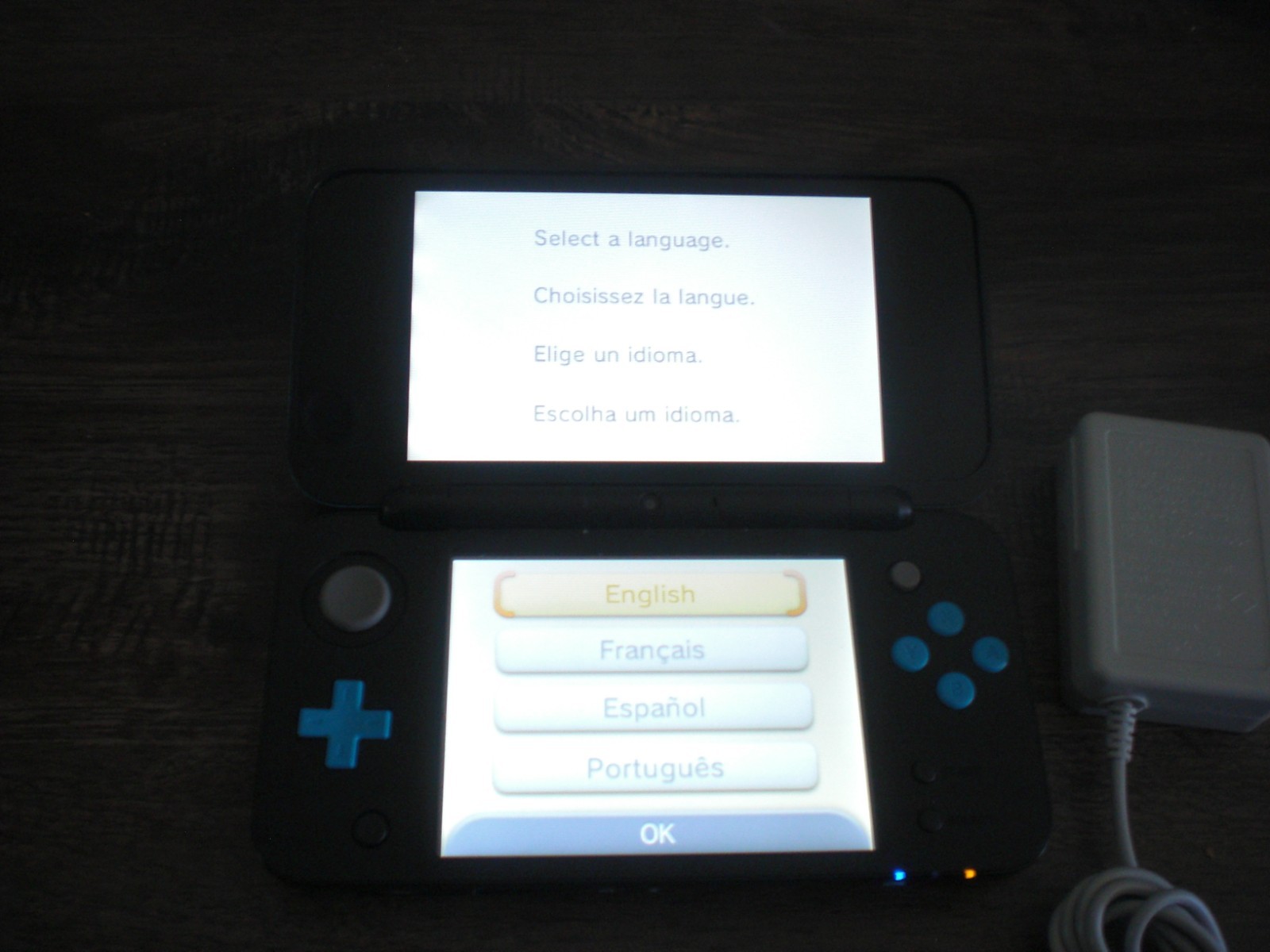 Nintendo New 2DS 3DS XL Console Black Blue Plays 3DS DS 2DS Games System TESTED