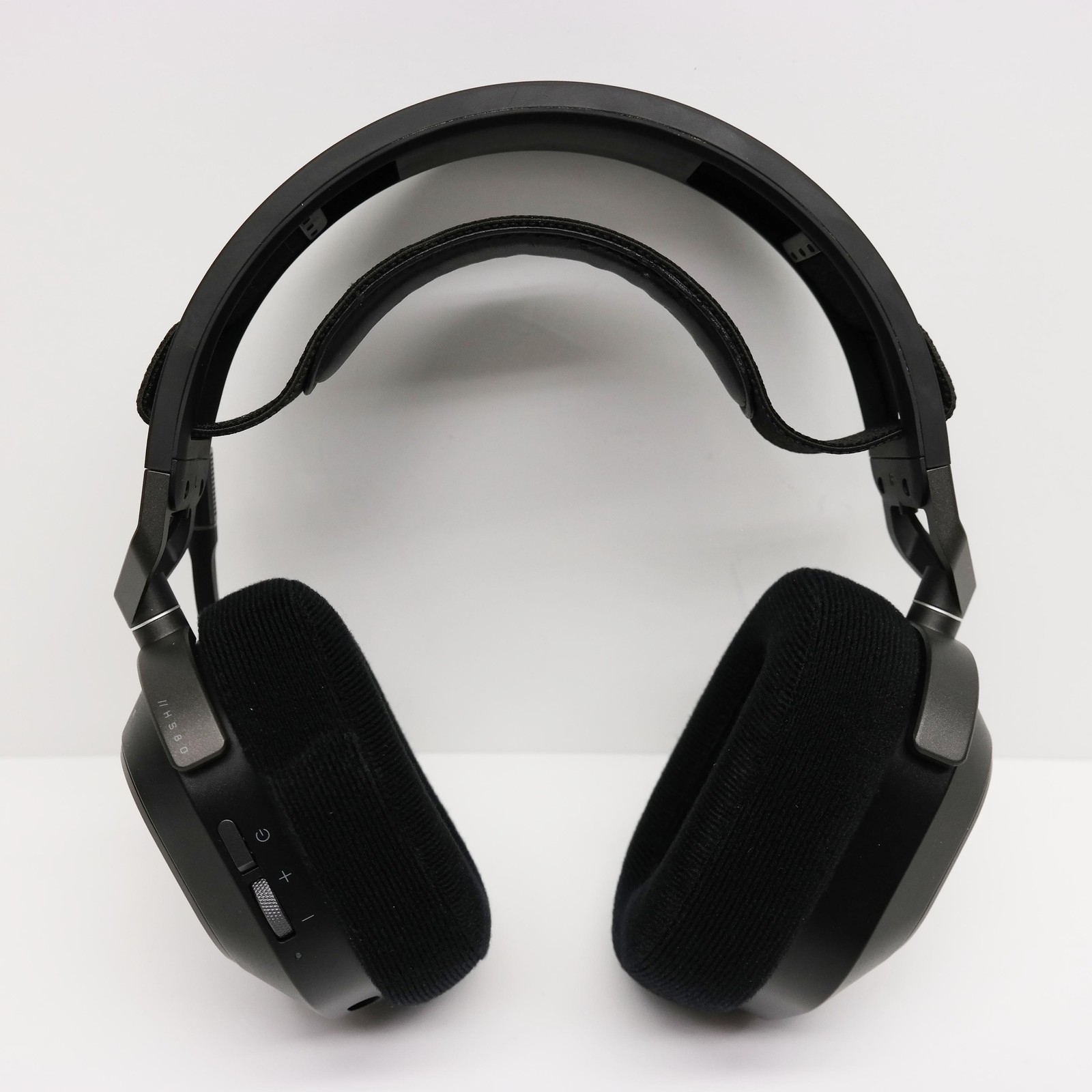 Corsair HS80 RGB Wireless Multiplatform Gaming Headset PC Mac PS5 PS4 ISSUE