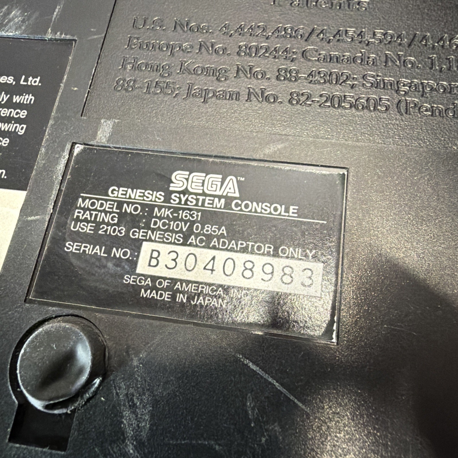 Sega MK-1631 Genesis 2 Console System Bundle For Parts Or Repair