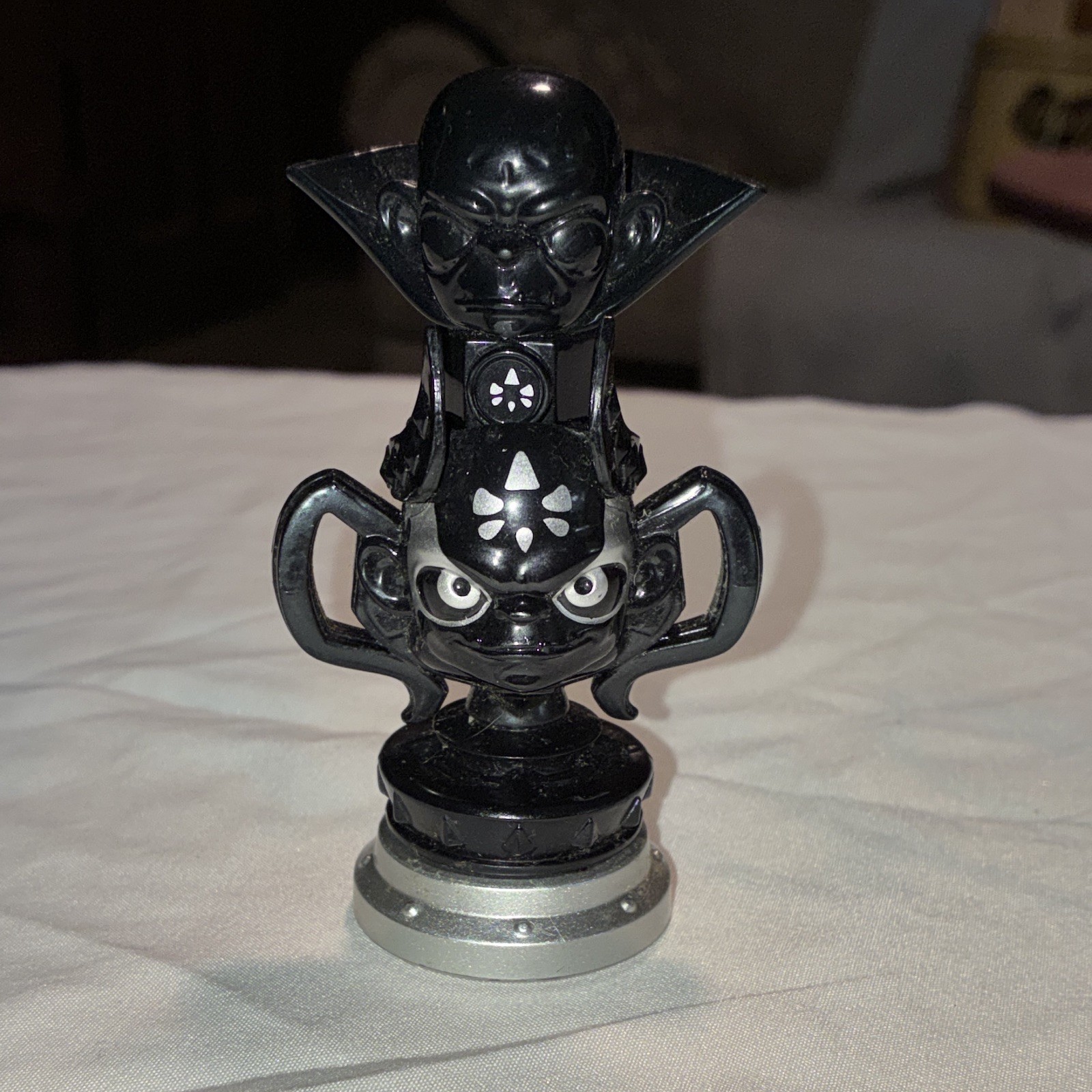 Activision Skylanders Imaginators Dark Kaos Crystal and Trophy