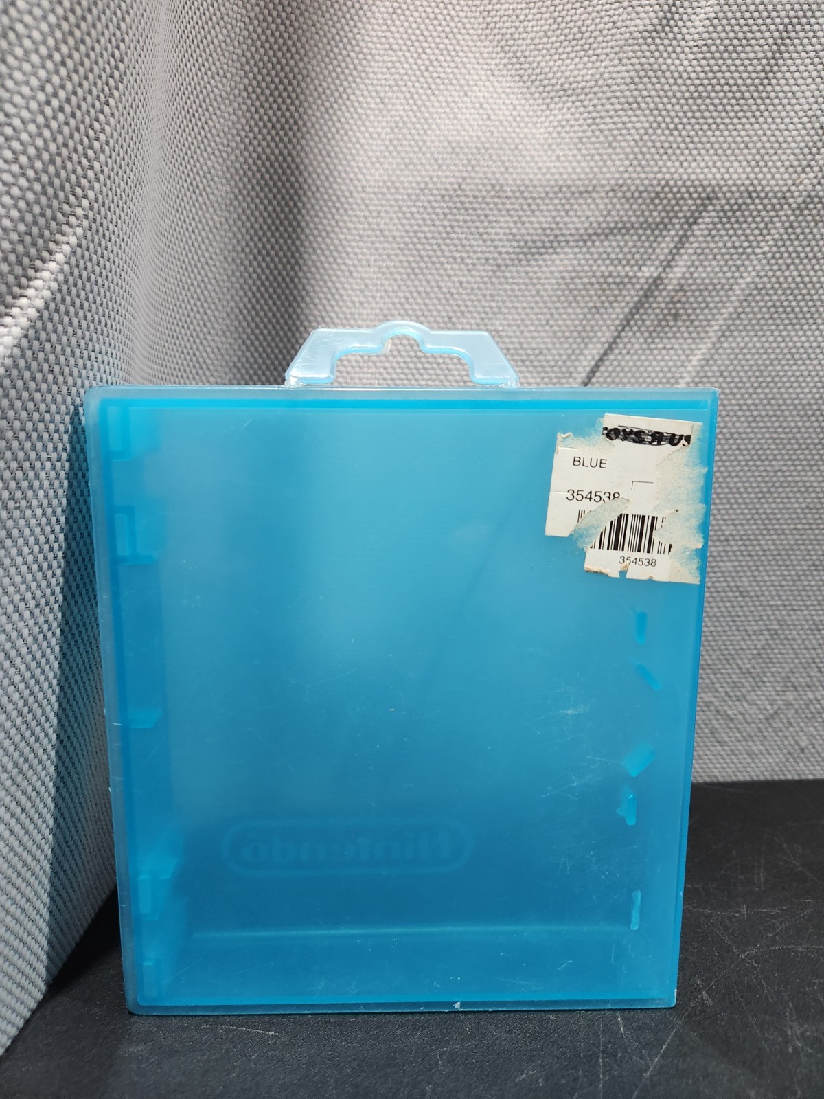 Official OEM Nintendo NES Game Case – Blue Hard Plastic Clamshell