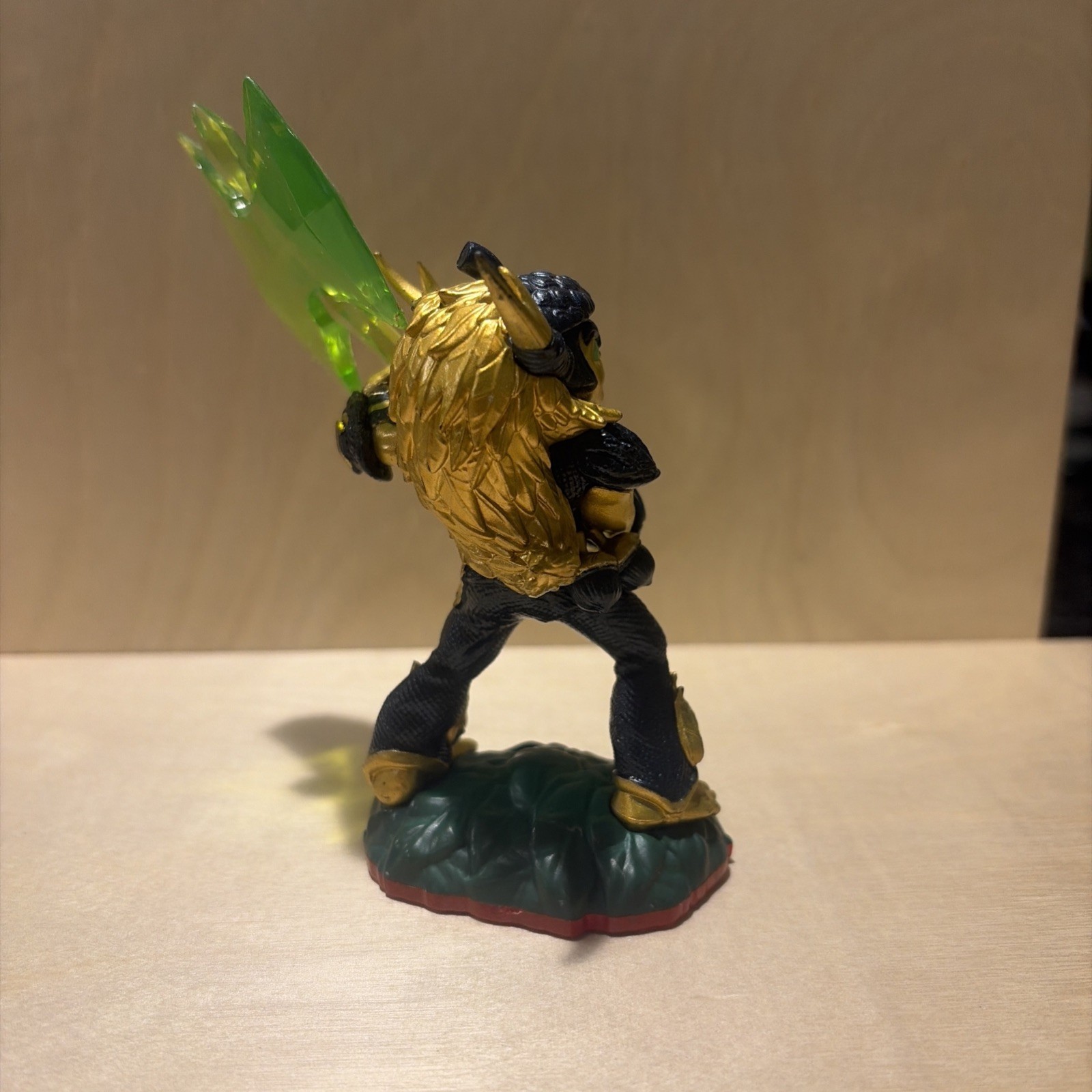 Skylanders Trap Team Legendary Bushwhack Trap Master Activision 2014