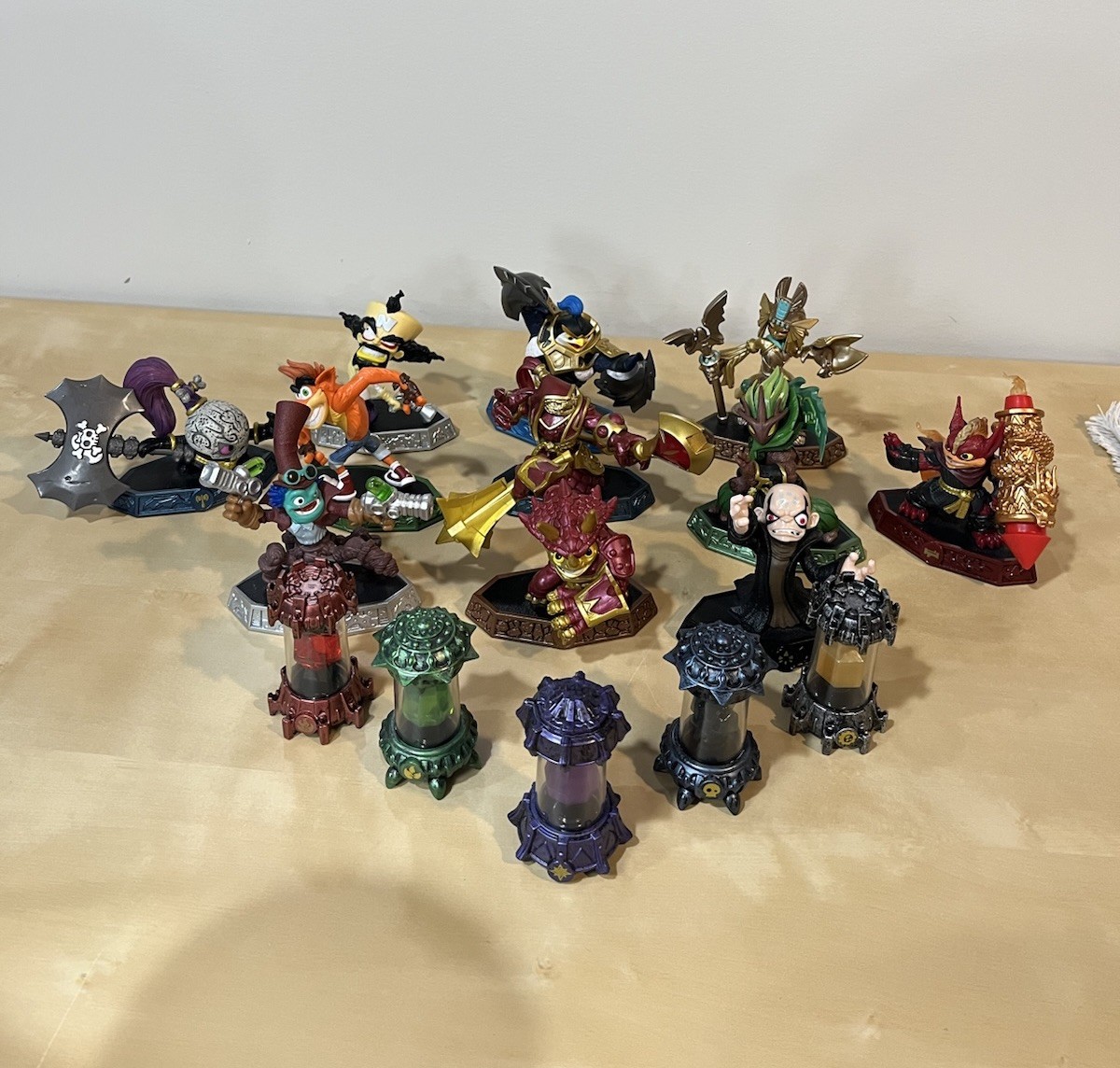 Skylanders Imaginators Lot Of 16 Figures And Crystals. CLEANED AND TESTED.