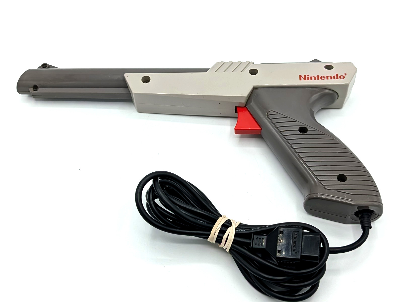 Nintendo NES Zapper Light Gun Controller NES-005 Gray – Tested And Working