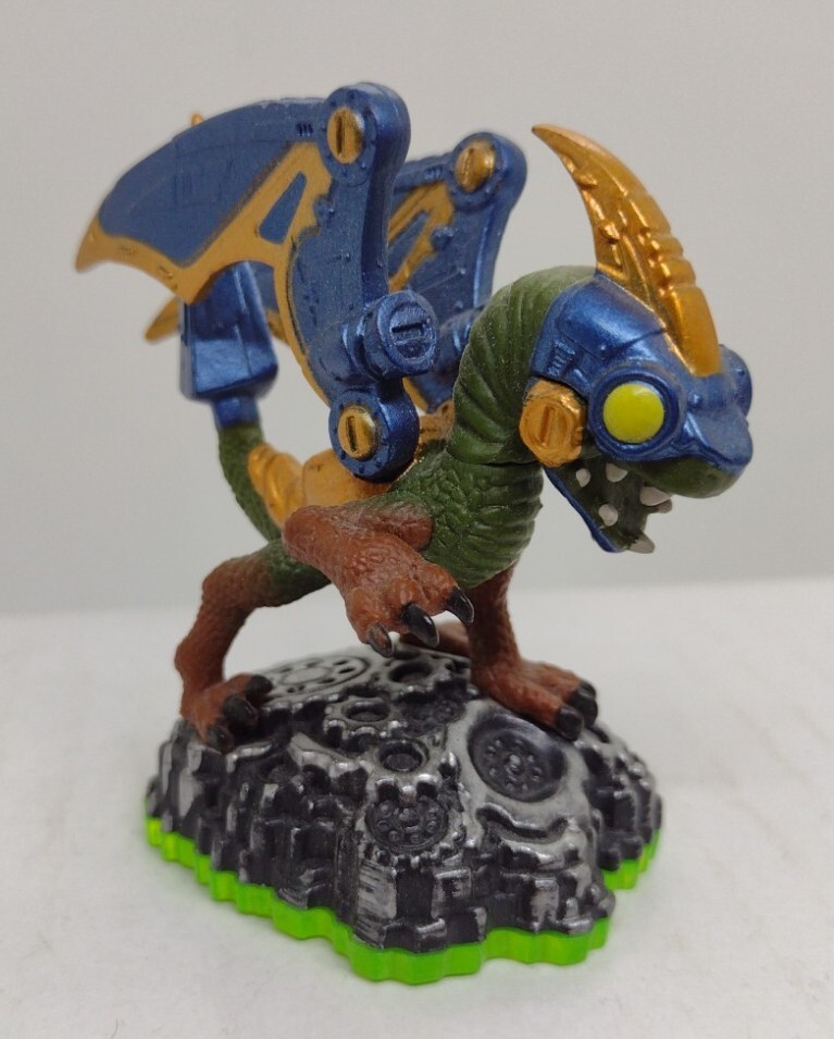 Skylanders: Spyro’s Adventure: DROBOT Figure 83986888 – FREE TRACKED SHIPPING