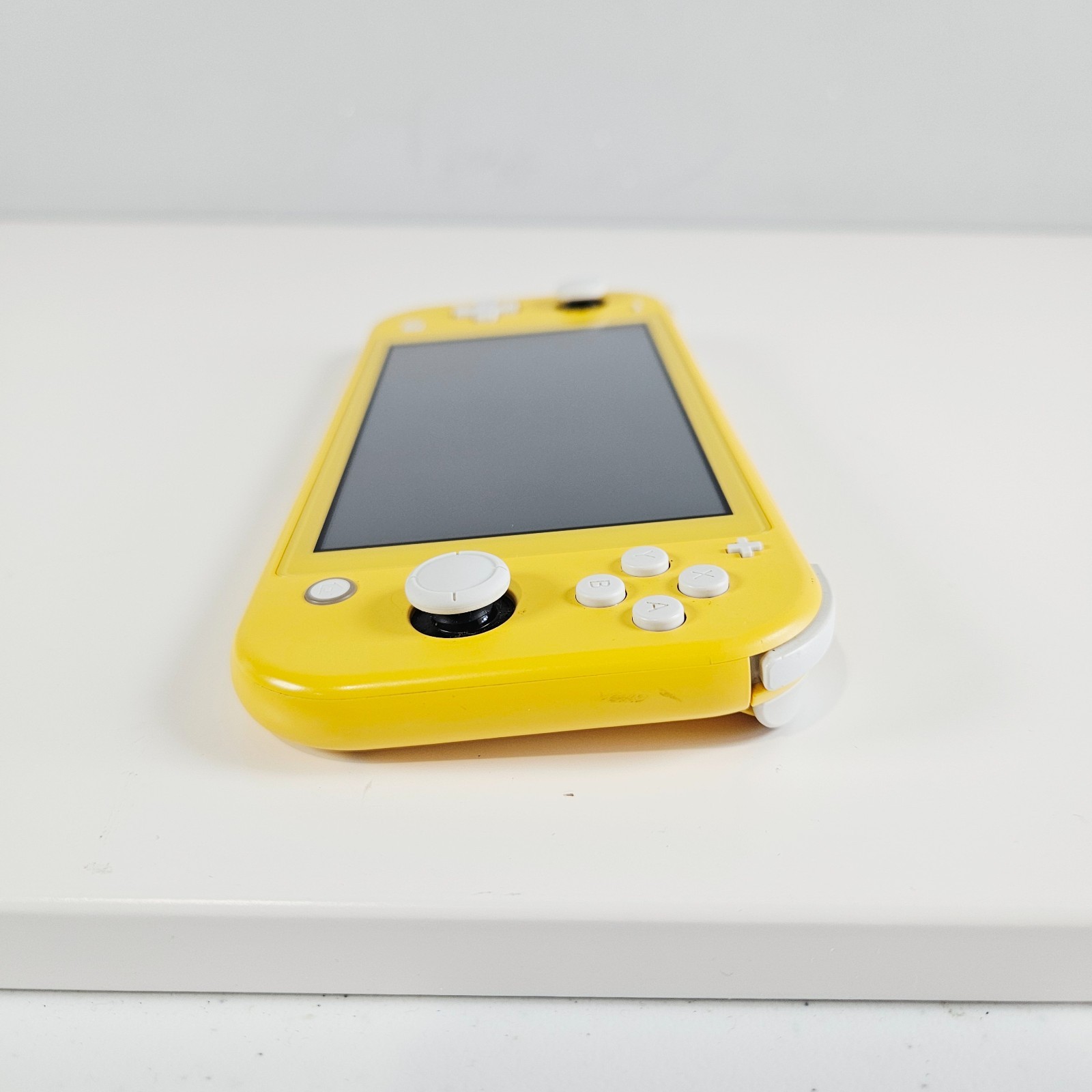 Nintendo Switch Lite Yellow 32GB 720p Wi-Fi Handheld Console HDH-001 Tested