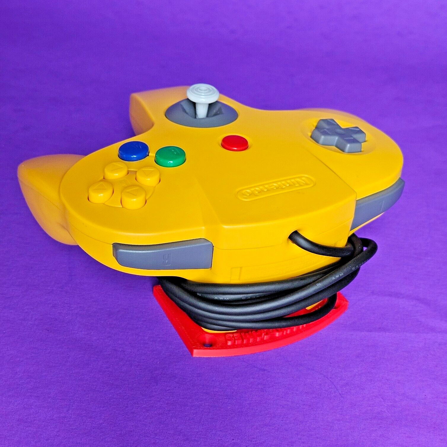 Nintendo 64 N64 Controller Wall Mount Hanger Holder Remote Stand Cord Manage