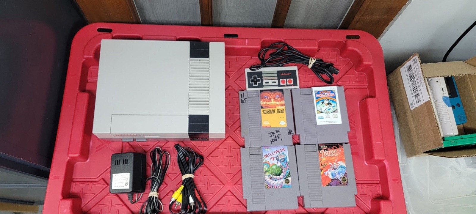 Nintendo NES Console Bundle Controller 4 Games Guardian Legend Joust Tested