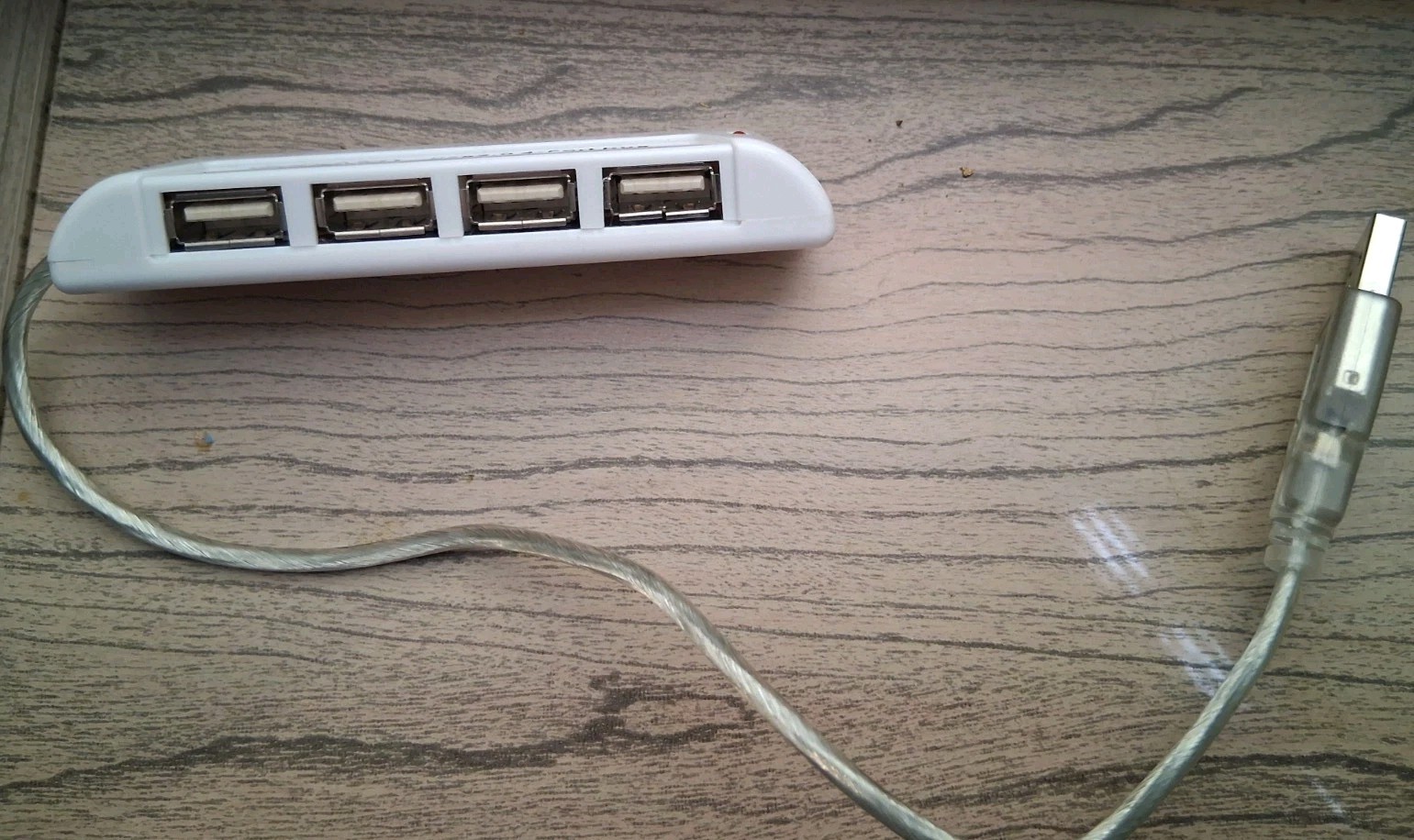 Official Rock Band 4-Port USB 2.0 Hub Adapter GoodMan White Splitter Xbox…