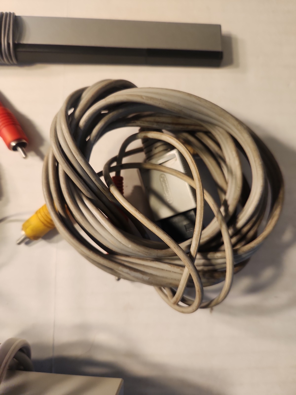 Nintendo Wii Complete Hookup Kit AV Cable Power Supply Sensor Bar Console Bundle
