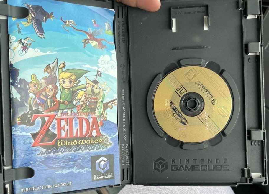 Nintendo The Legend of Zelda: The Wind Waker (GameCube) E-Everyone Manual