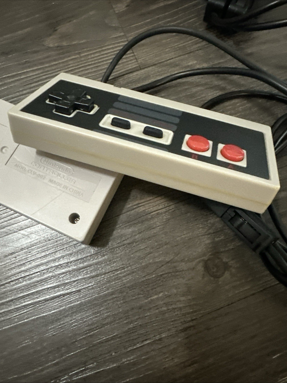 Nintendo NES Classic Edition Entertainment System CLV-001 With 2 Controllers