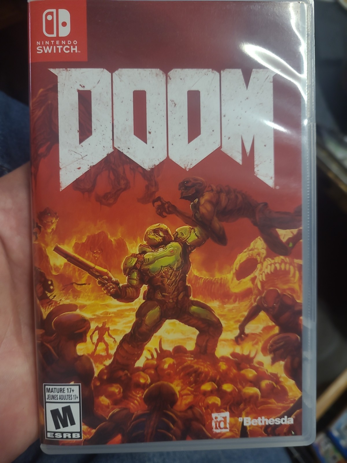 Doom (Nintendo Switch, 2017) in case