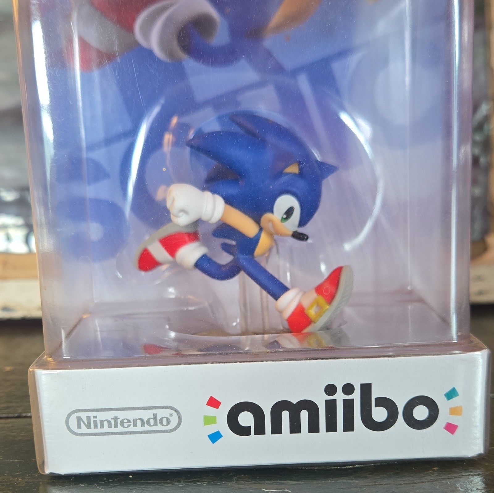 Nintendo amiibo Sonic Collectible Figure for Super Smash Bros. for Wii U (2015)