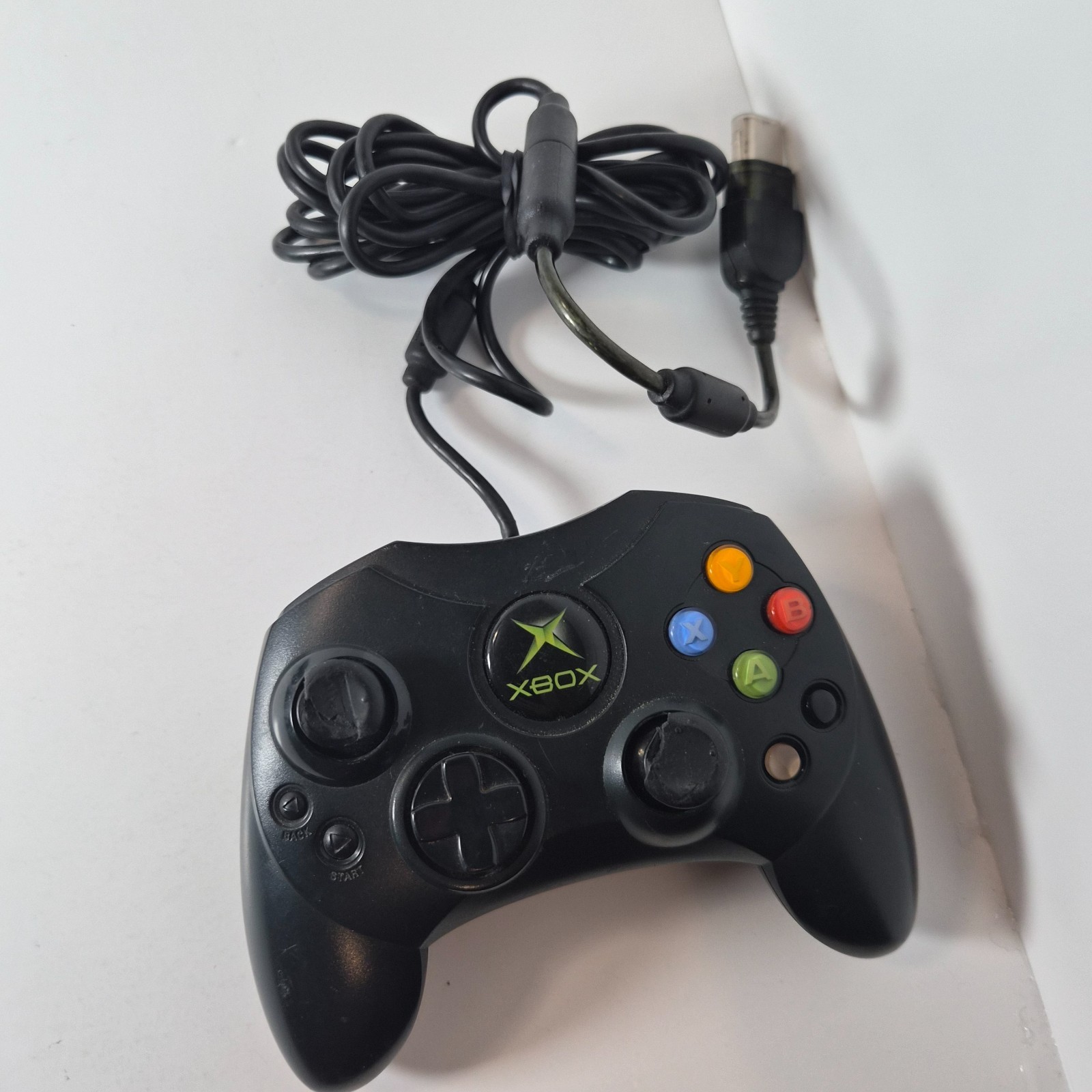 Lot of 4 Original Xbox Controllers OEM Mad Catz Broken For Parts Repair