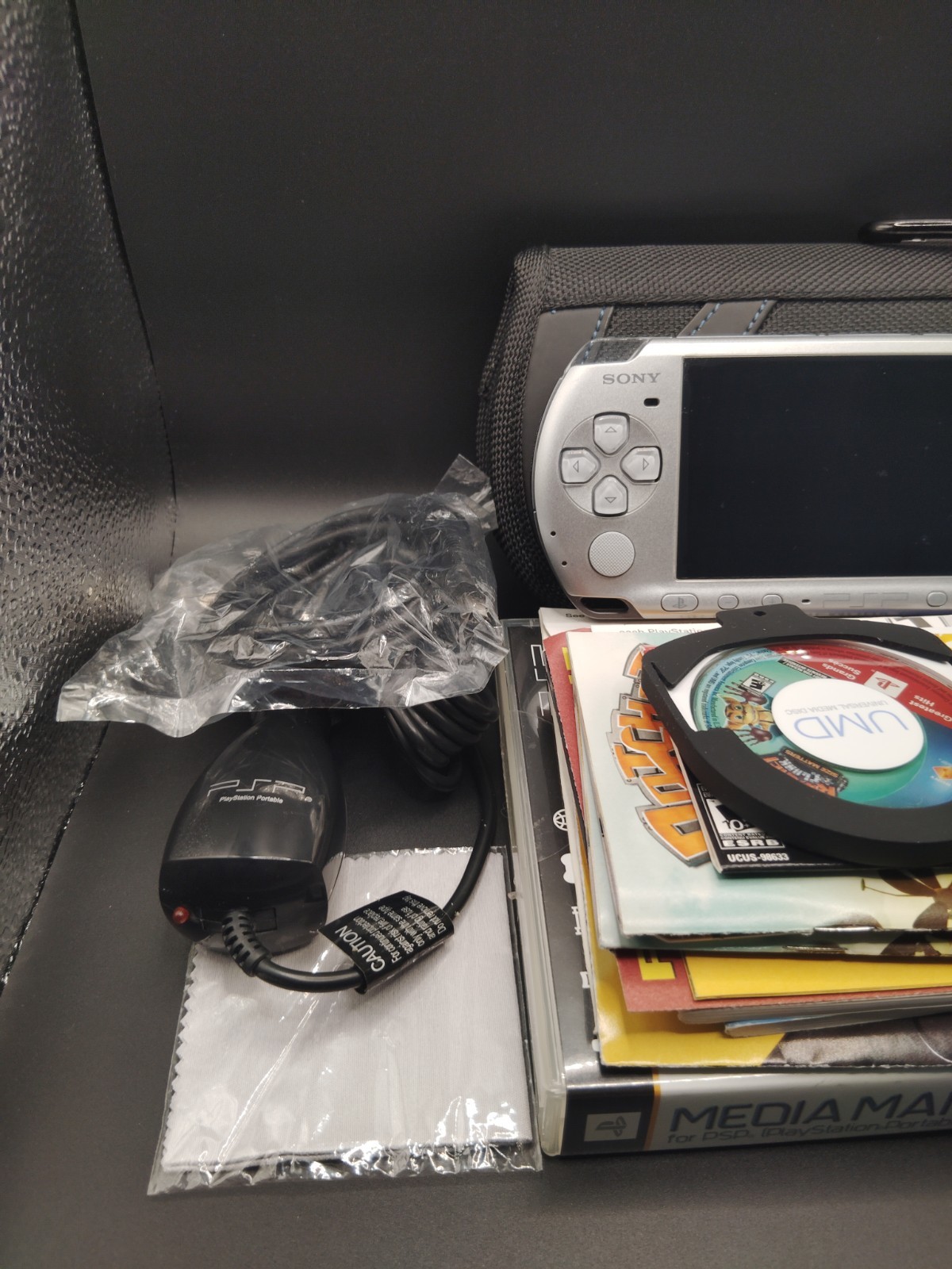 Sony PSP 3001 Ratchet And Clank Limited Edition, Mystic Silver Tested