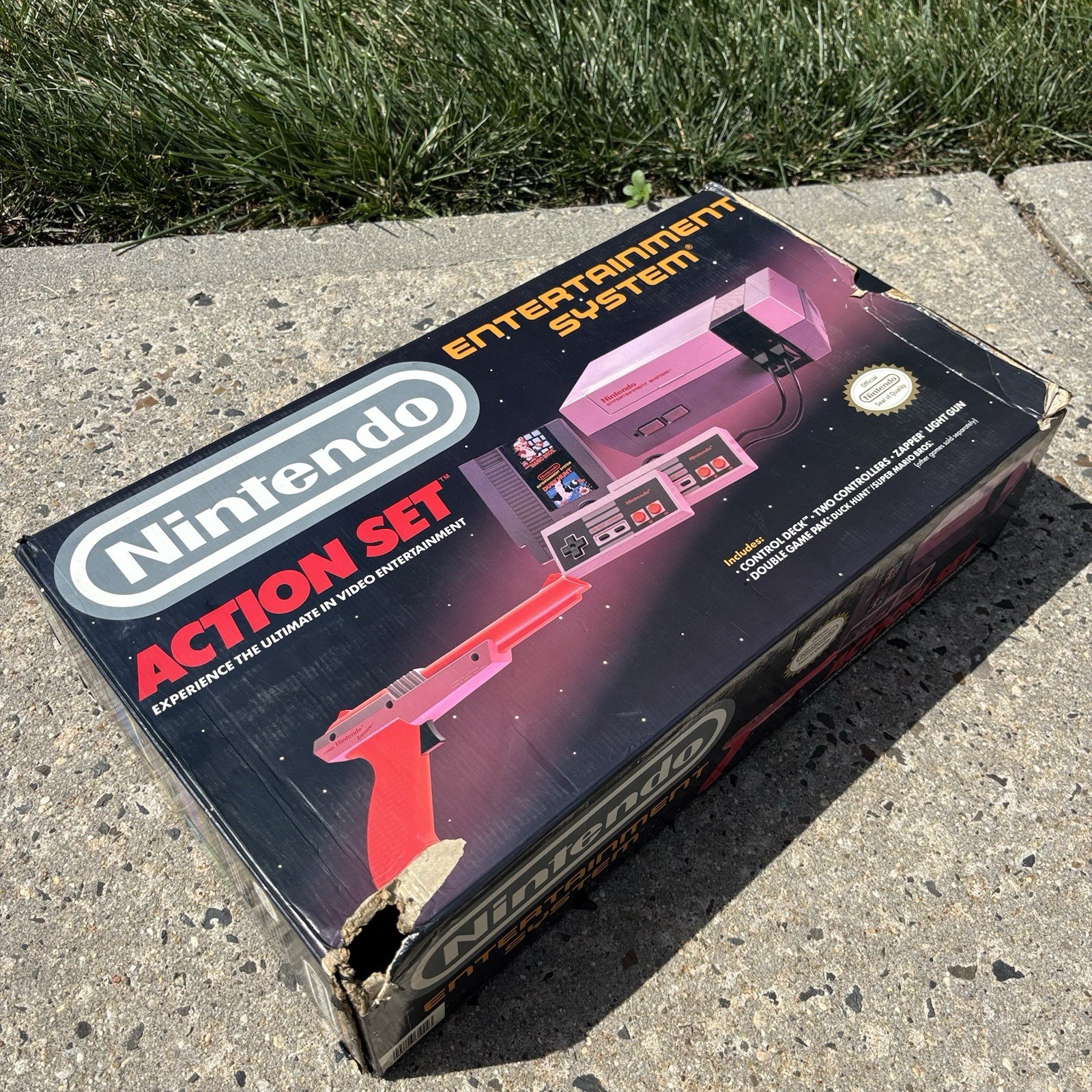 Original Nintendo NES Action Set Console BOX ONLY w/ Styrofoam