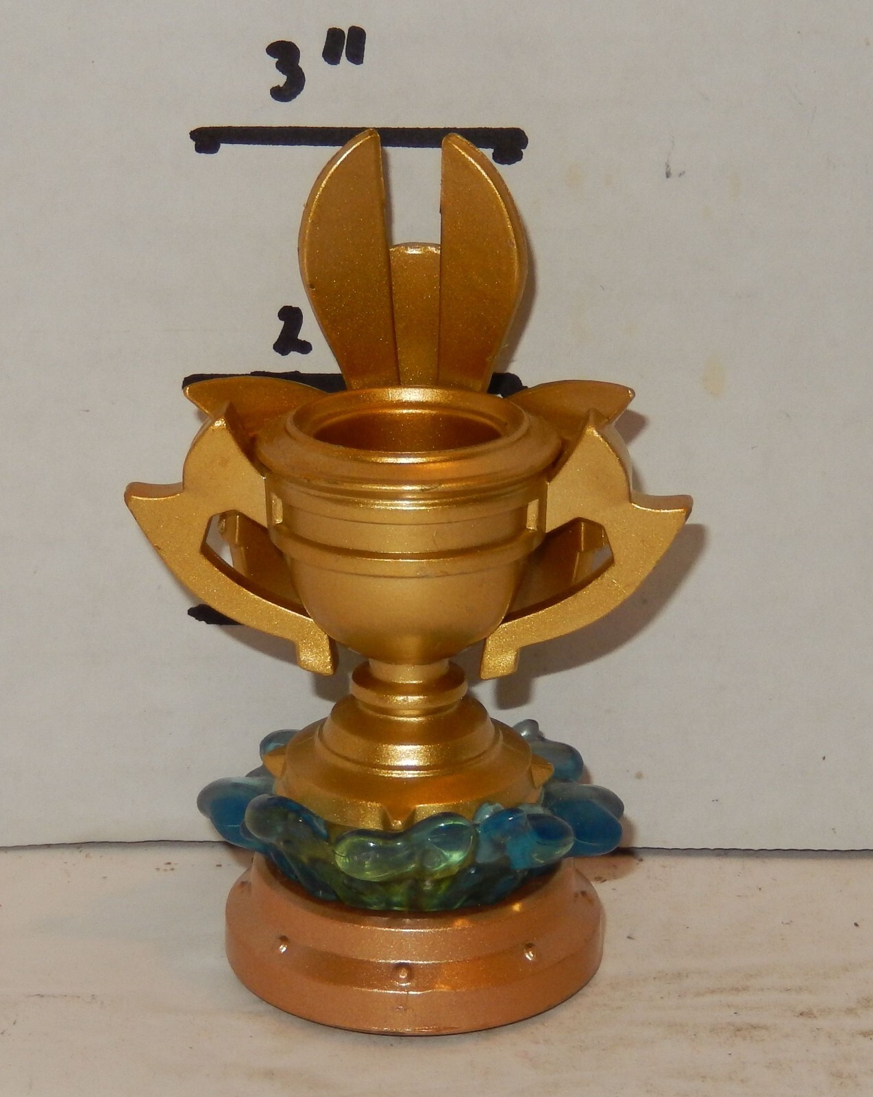 Activision Skylanders Superchargers Golden Queen Sea Trophy Replacement Figure