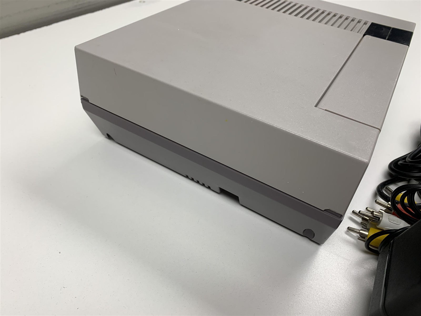 Nintendo Entertainment System NES Console Bundle OEM Controller Clean Tested VG