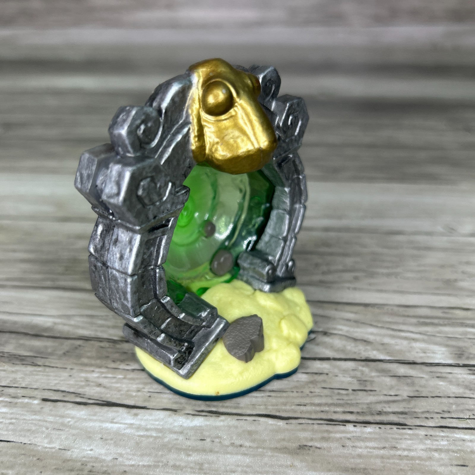Skylander Sheep Wreck Island Figure Activision Swap Force Magic Item Accessory