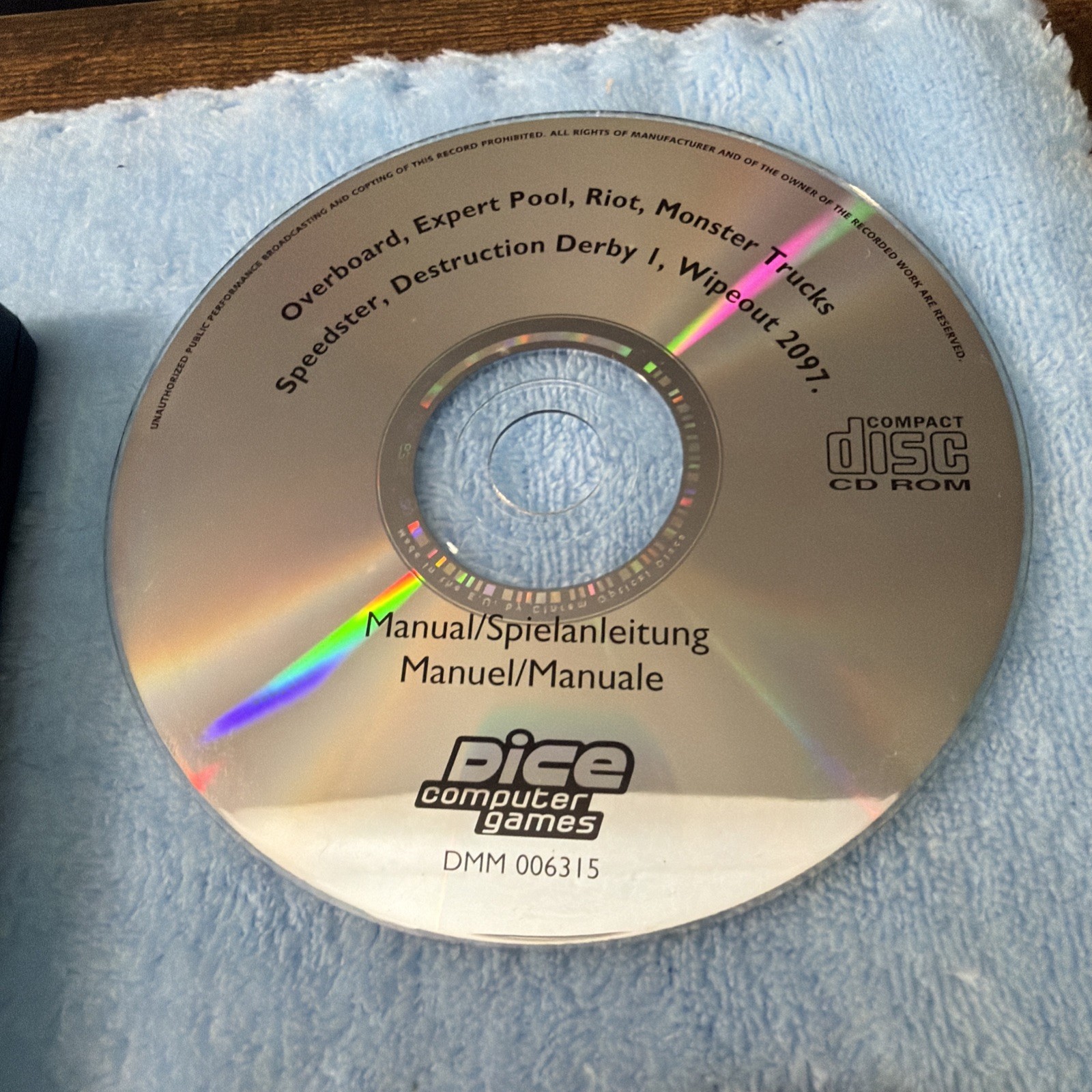 Wipeout 2097 for Windows 95 / 98 (PC, 1997) English Game Disc & Manual on CD
