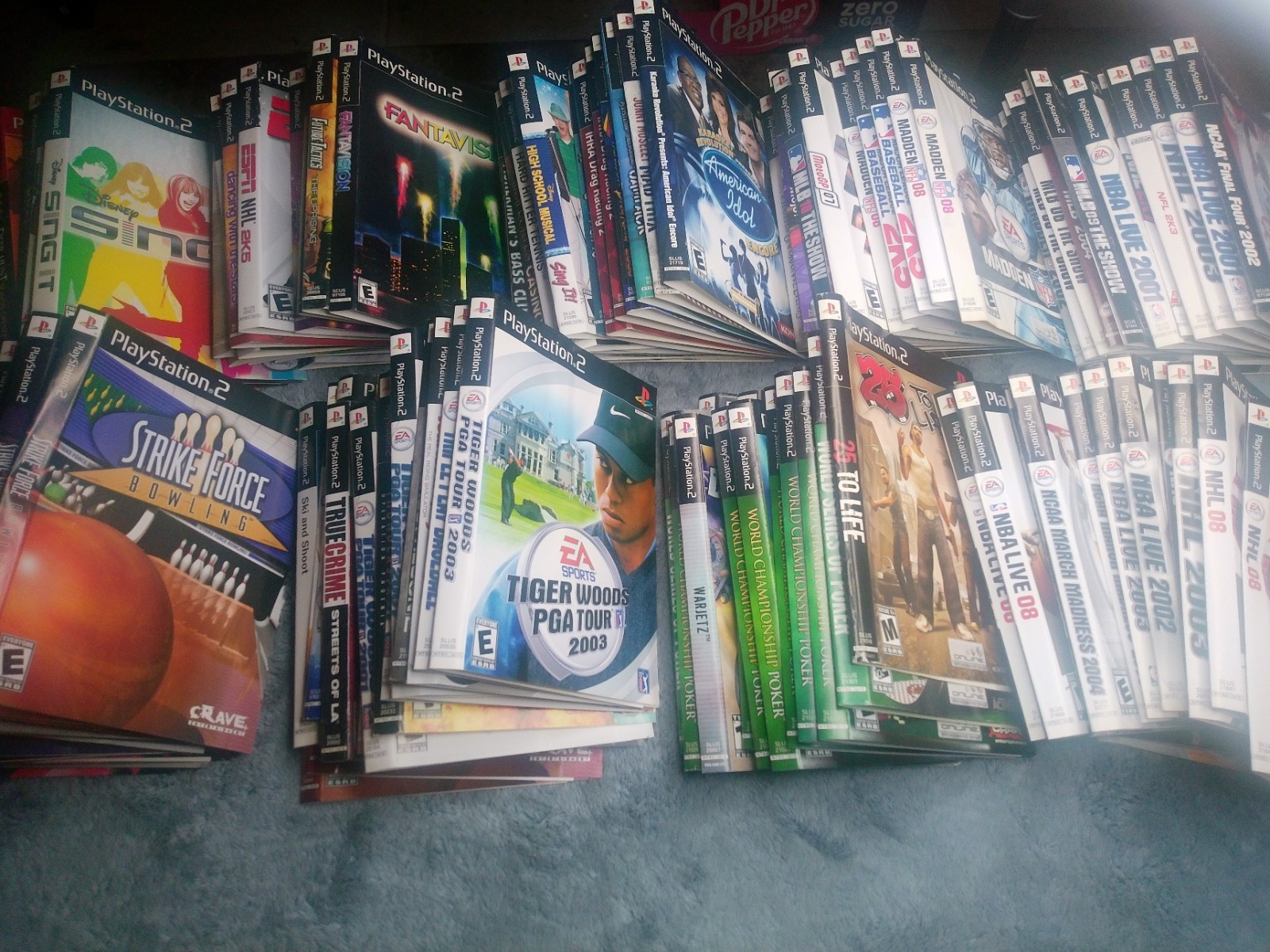 Lot of 156 Playstation 2 Cover Art Inserts – Original/Authentic – Free Shipping!