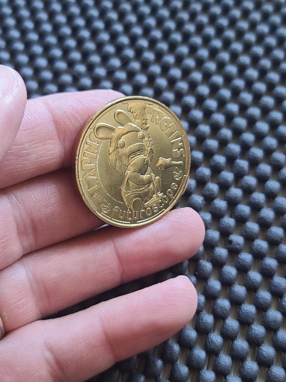 Rabbids FutureScope Coin Medal Souvenir Rare Promo Mario Nintendo Ubisoft France